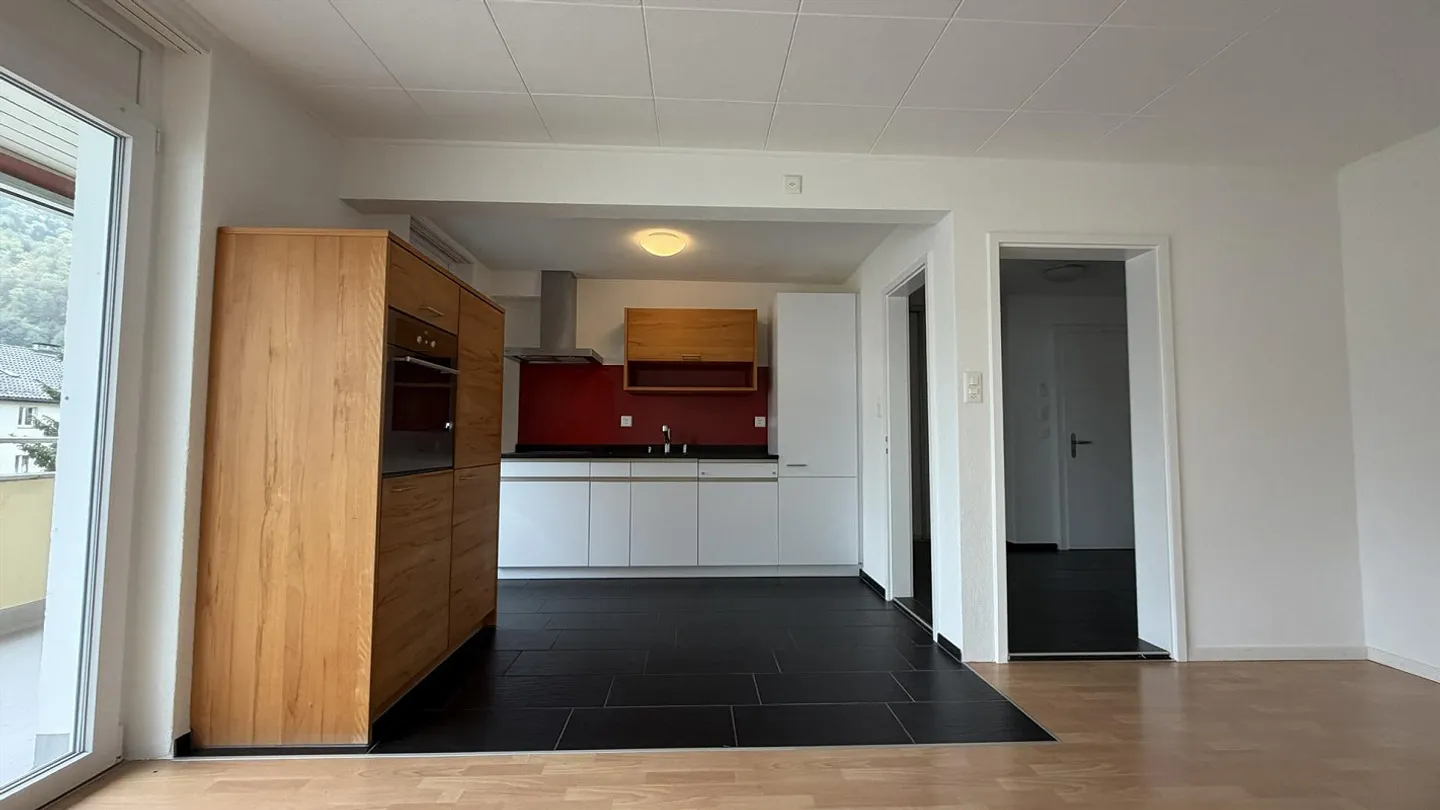3.5 Room Apartment - Photo 5 of 12