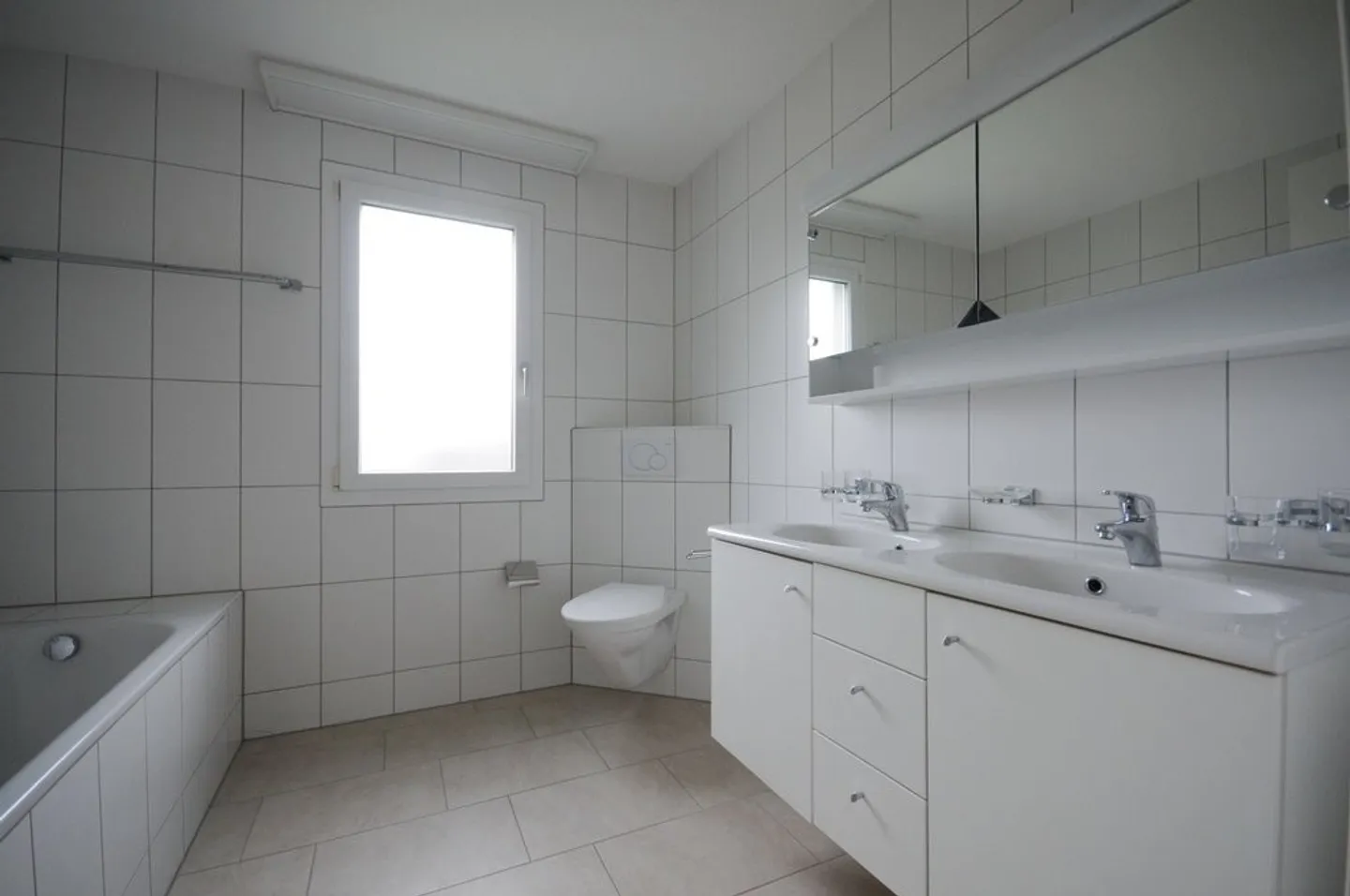 Apartment for rent - Photo 8 of 11