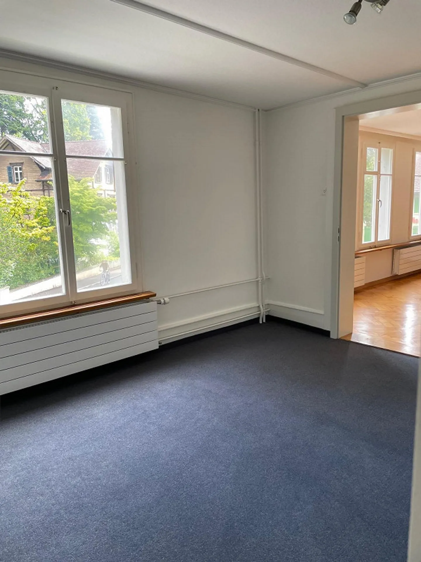Schöne 4 1/2 Zimmer-Wohnung  in gepflegtem Altbau - Foto 3 von 8