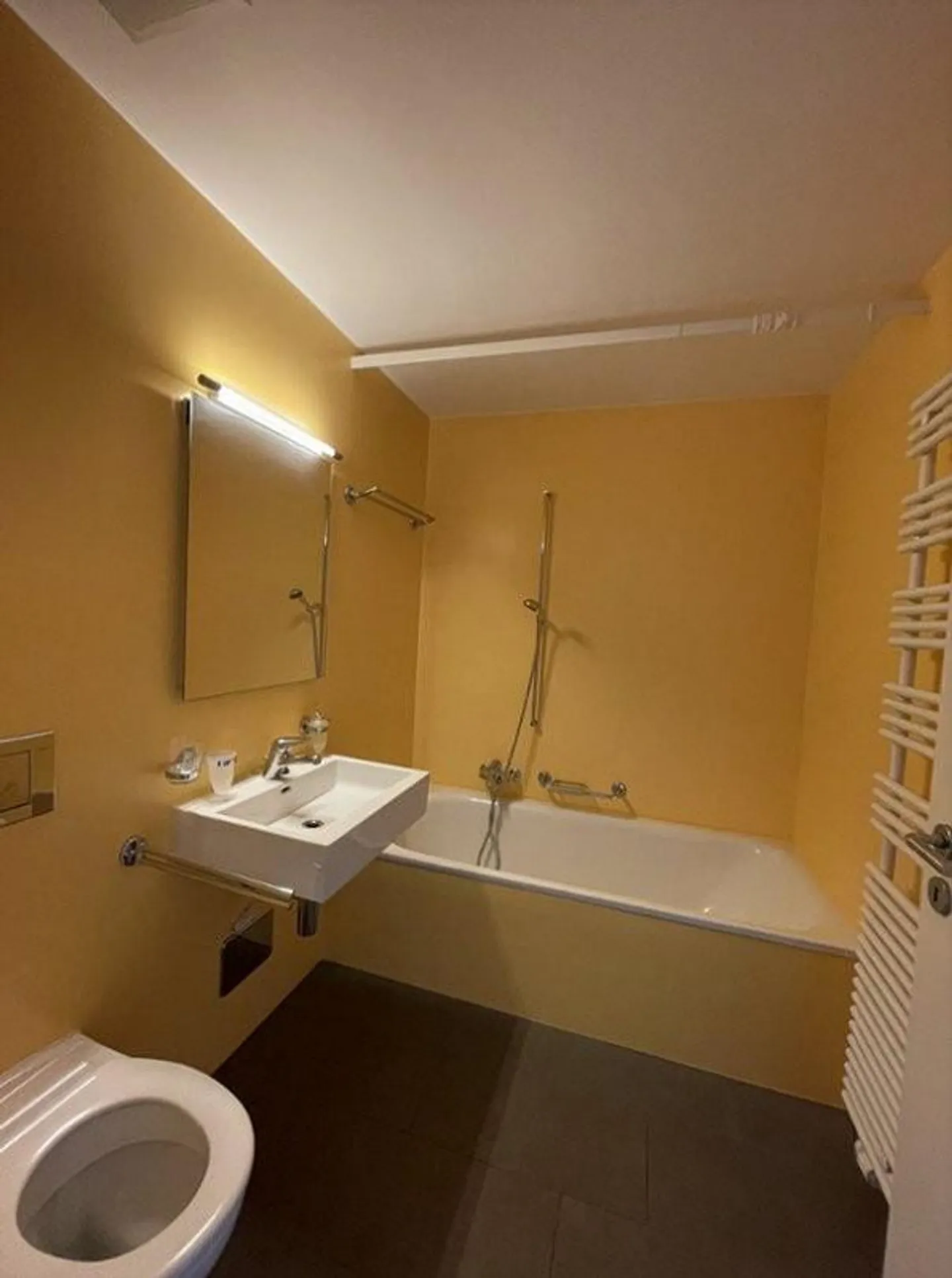 Moderne 2.5-Zimmer-Wohnung - Foto 5 von 8