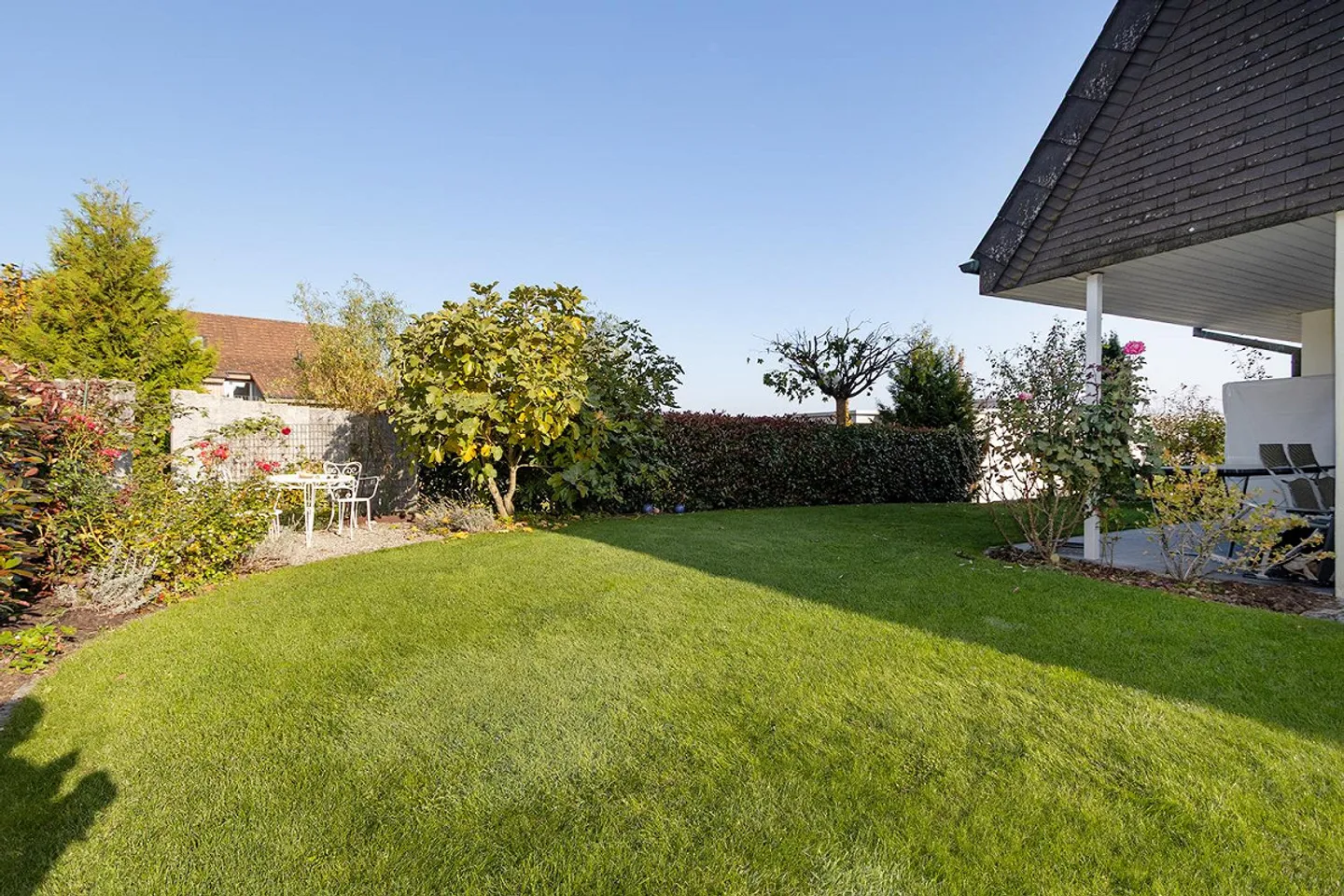 Attractive Single-Family Home with Hobby Room and Well-Maintained Garden - Photo 6 of 12