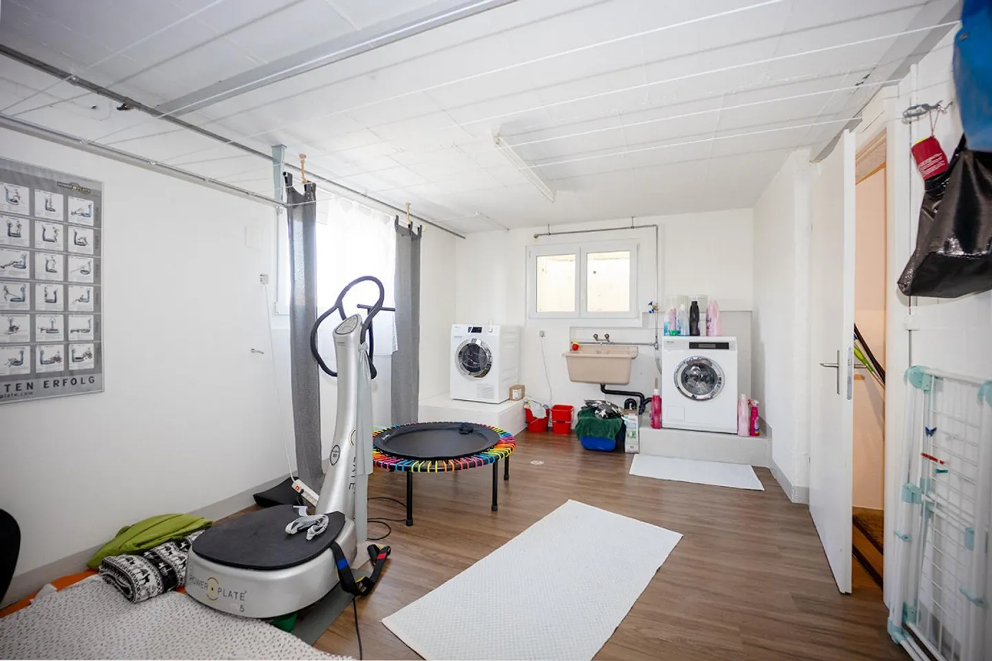 Attractive Single-Family Home with Hobby Room and Well-Maintained Garden - Photo 10 of 12