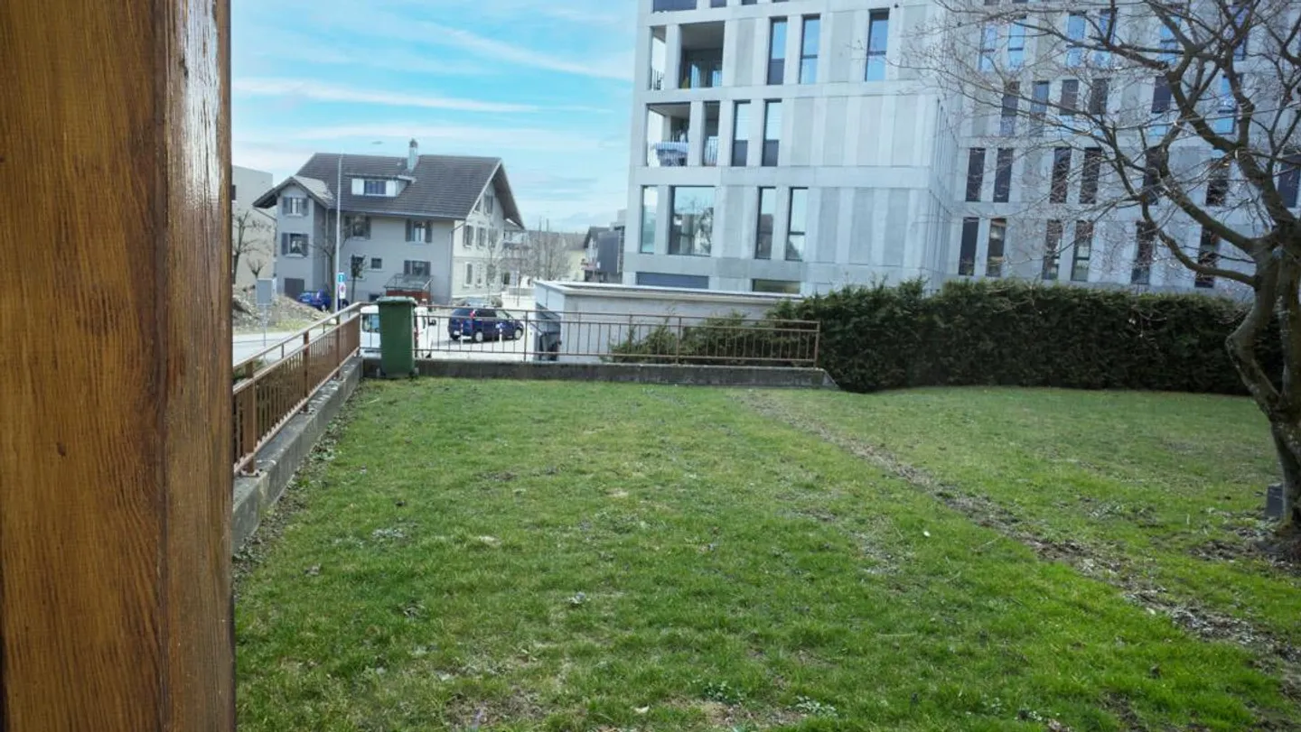 Appartamento centrale di 4,5 stanze con balcone e ampio spazio giardino - Foto 13 di 18