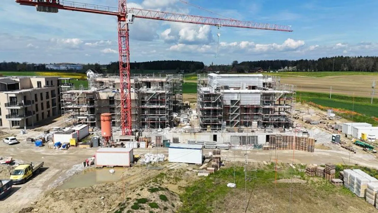 Vie Élevée avec Vue sur le Grand Parc du Quartier Ziegelei... - Photo 2 sur 9