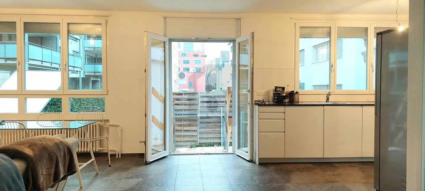 SPAZIOSO E CENTRALE - Foto 3 di 5