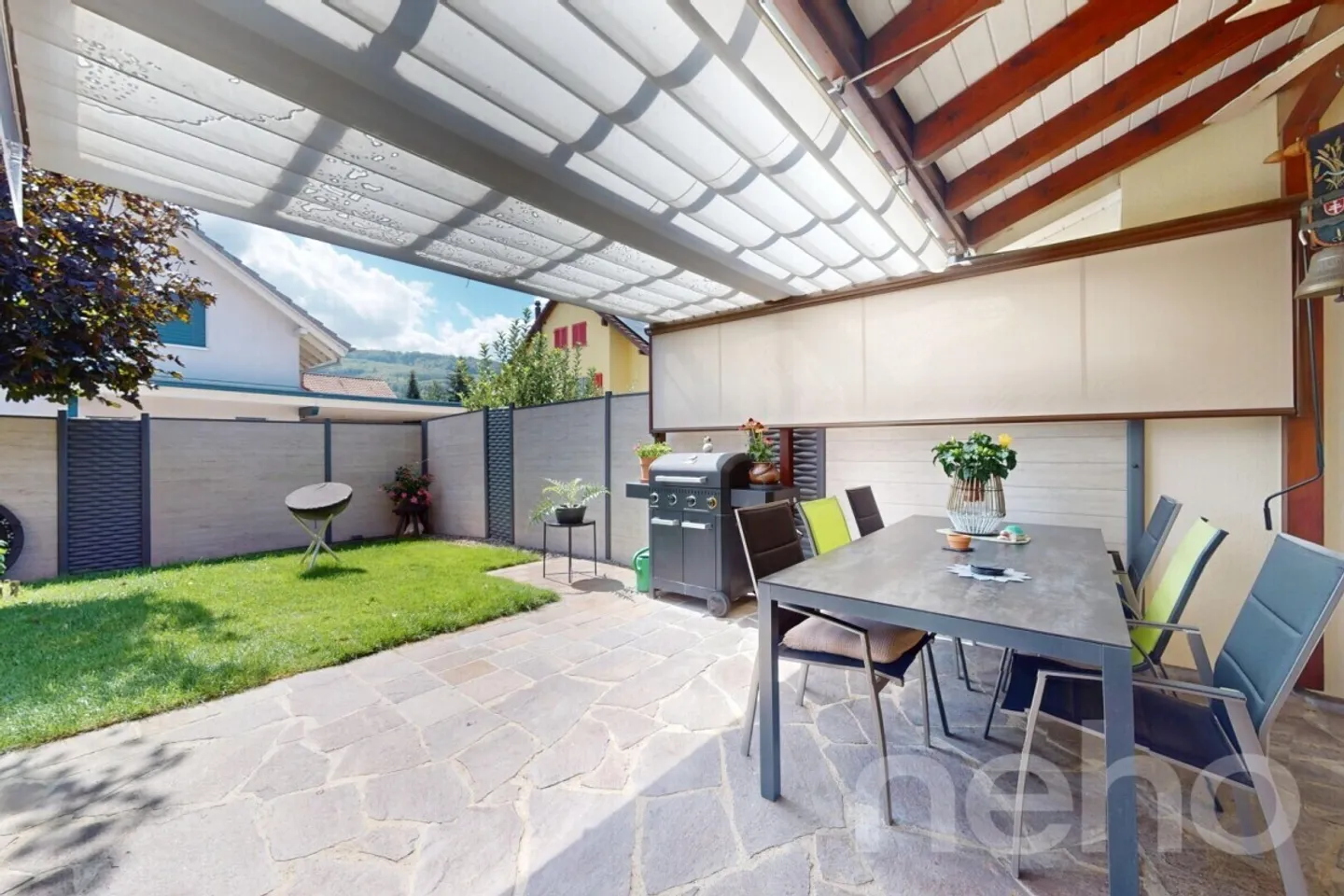 Lichtdurchflutetes Einfamilienhaus mit Garten und Cheminée in Wallbach - Foto 9 von 12