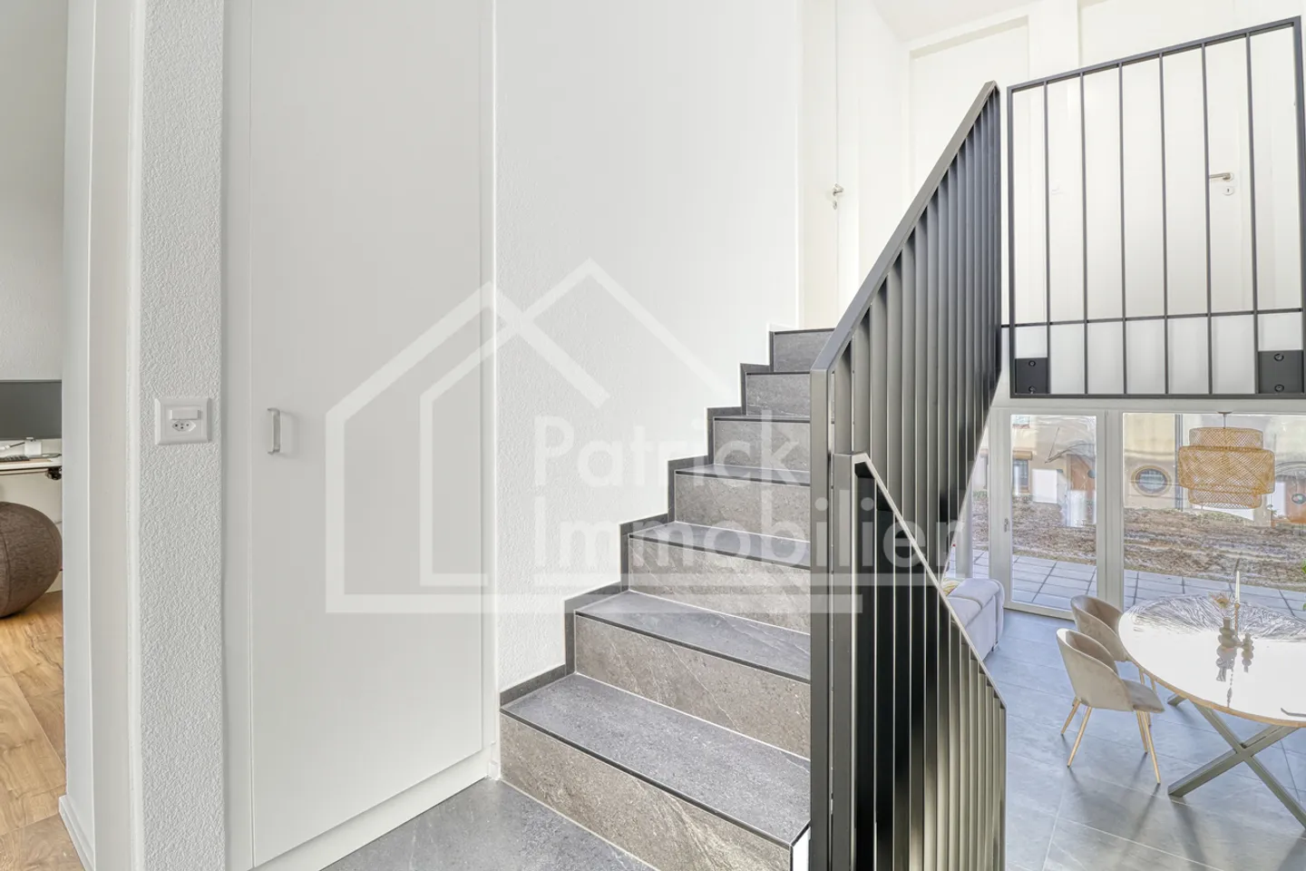 Stepped house for sale - Photo 5 of 14