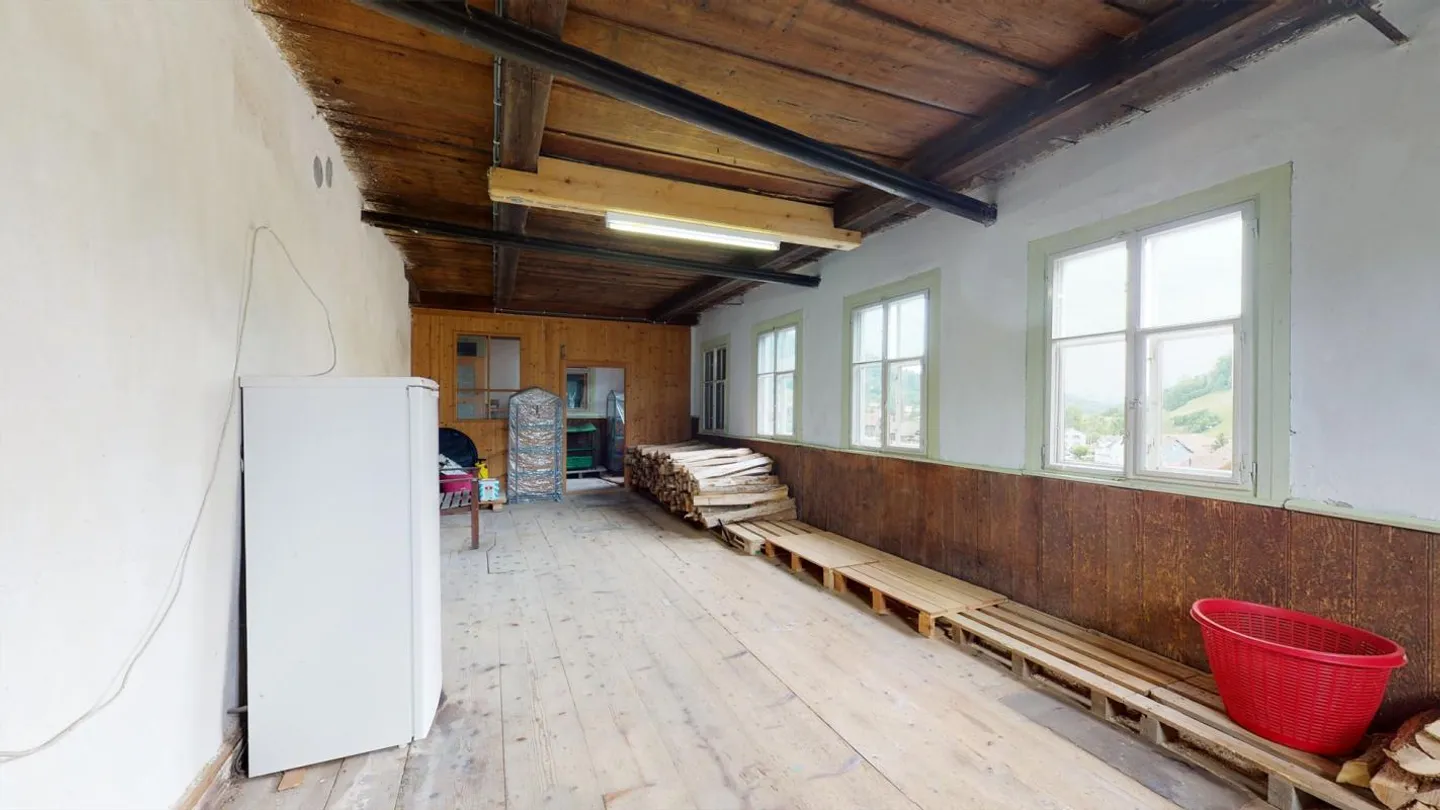 Affascinante casa di ricamo con 7 stanze e ampi spazi circostanti - Foto 15 di 30
