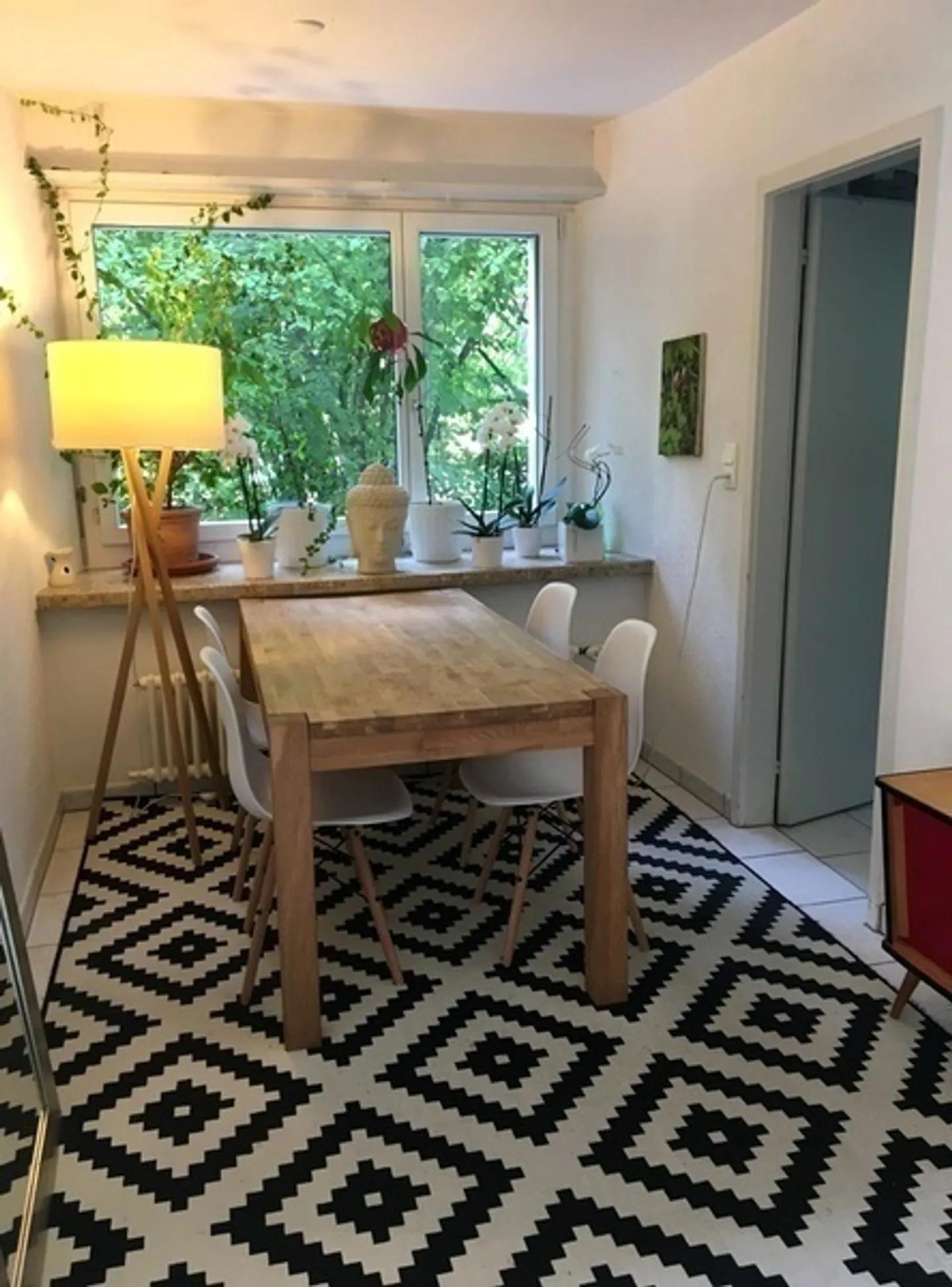 ONLY INDIVIDUAL 2.5 ROOM APARTMENT IN ZURICH - DISTRICT 11 AFFOLTERN, FURNISHED - Photo 5 of 10