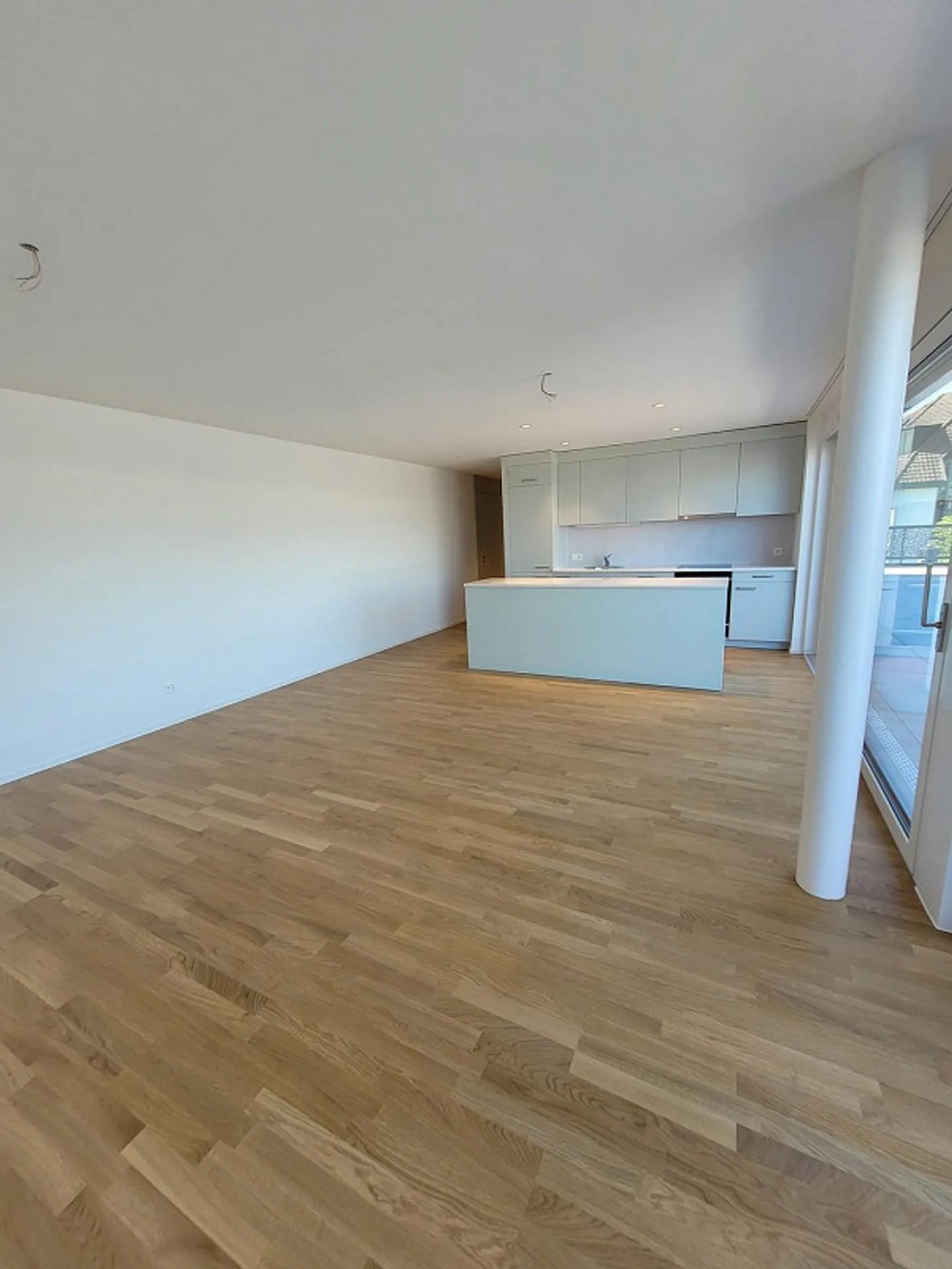 4.5 Zimmer-Attika-Wohnung mit Weitsicht bis zum See - Foto 7 von 13