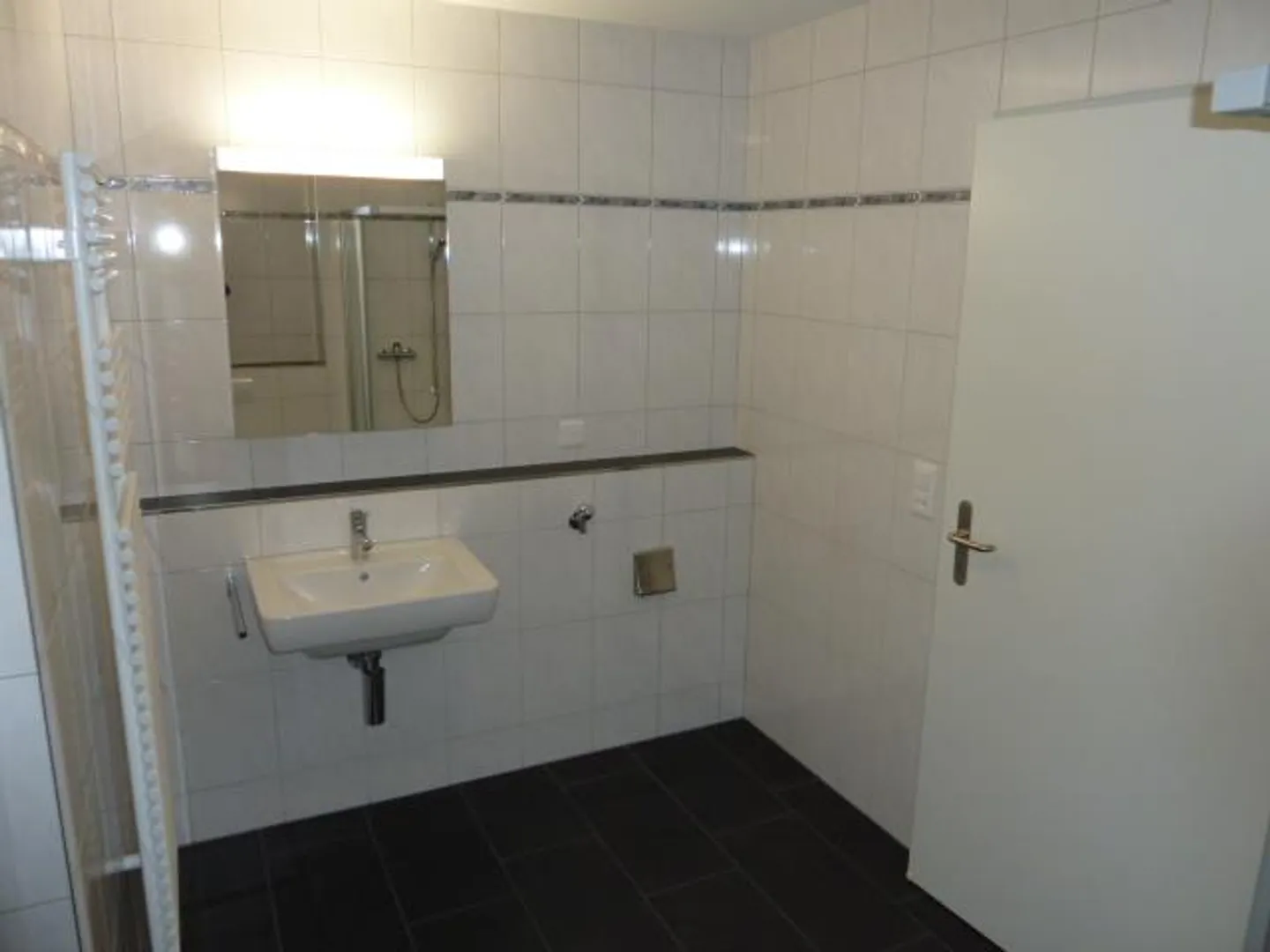 Gehobene 3.5-Zimmer-Wohnung im 3. OG - Foto 3 von 9