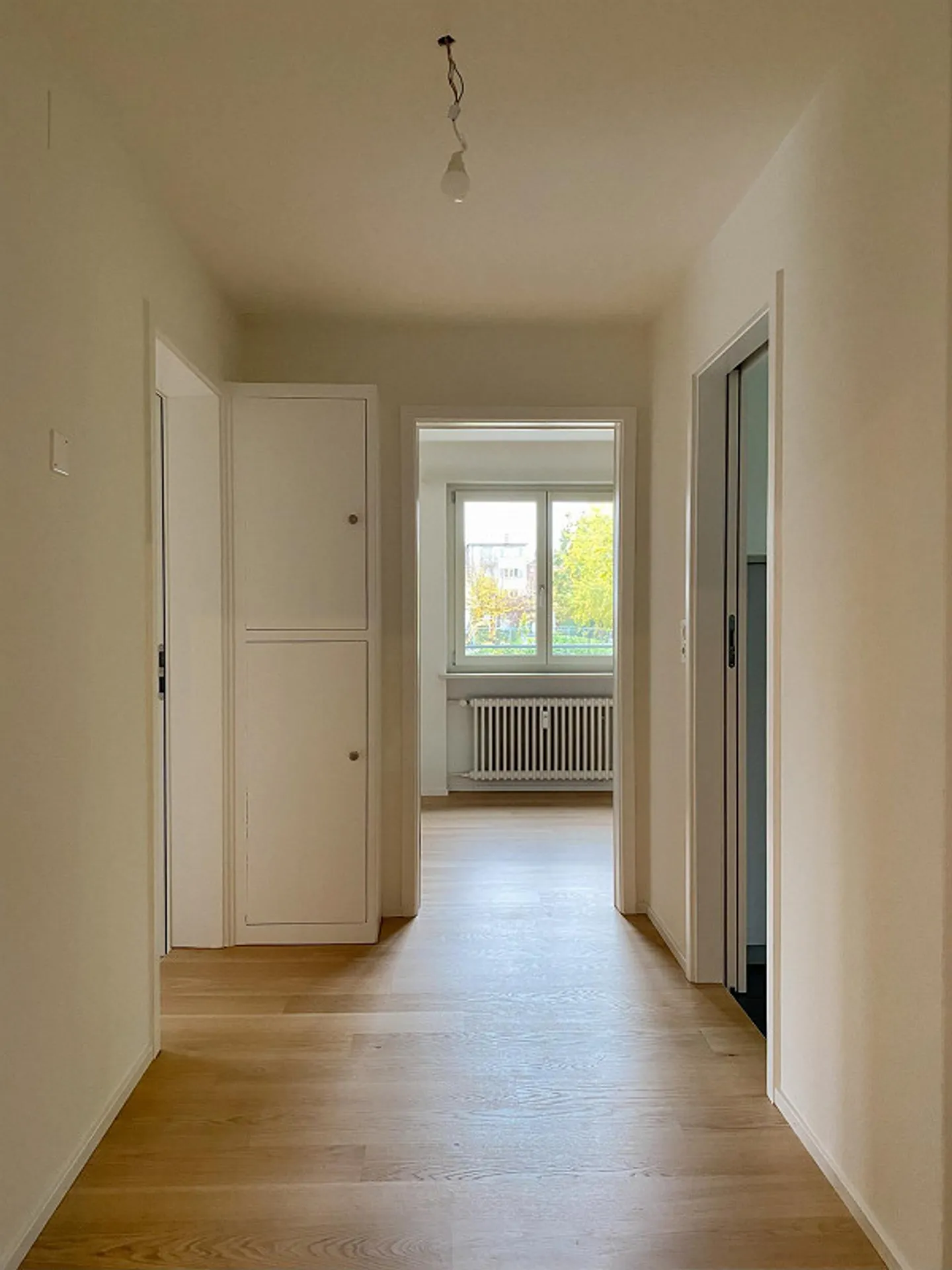 Vivere in una posizione tranquilla al piano rialzato - Foto 4 di 13