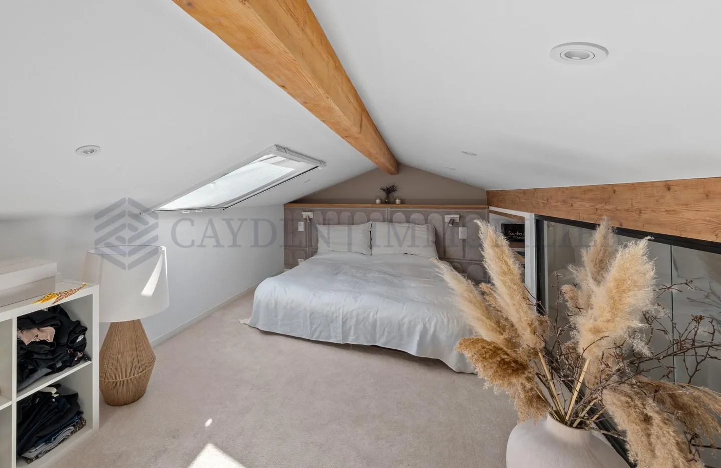 EXCLUSIVITY!! Very pleasant bright villa with swimming pool - Photo 7 of 8
