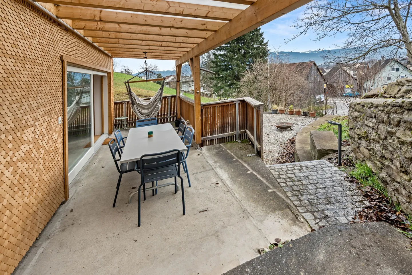 Grosszügige sanierte Liegenschaft mit Studio - Foto 17 von 32