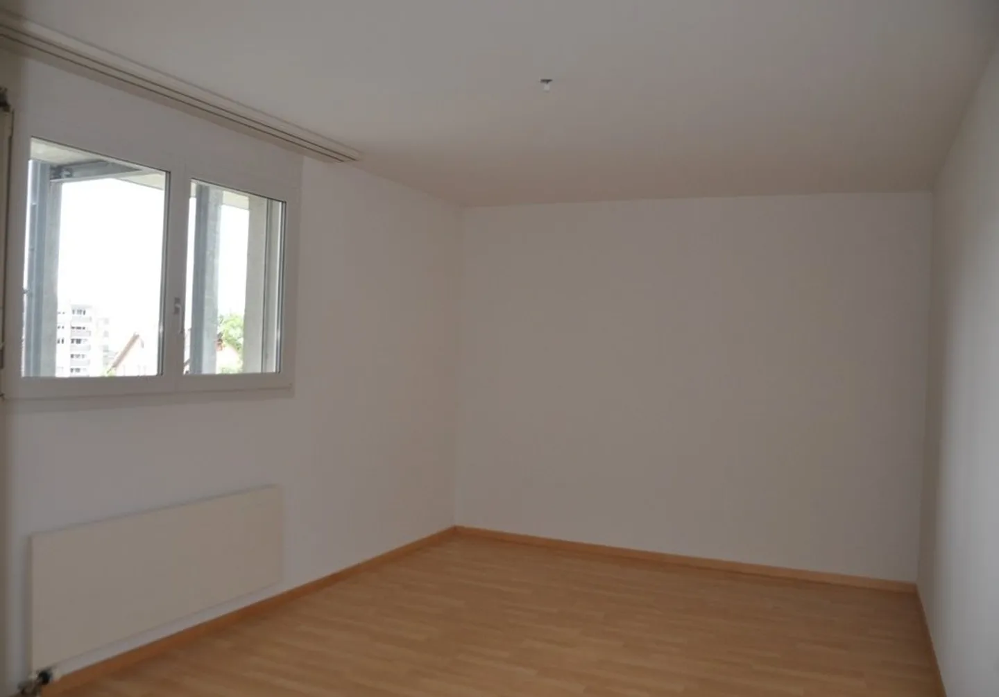 Charming Apartment in St. Gallen - Photo 4 of 9