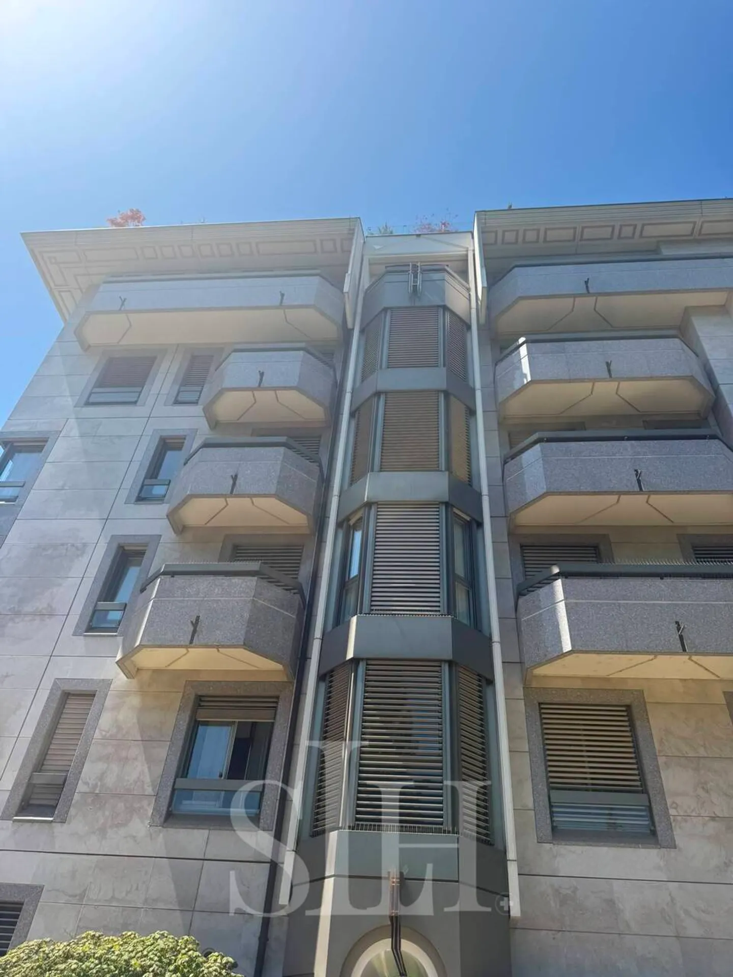 Spacious Family Apartment in Geneva - Photo 11 of 12