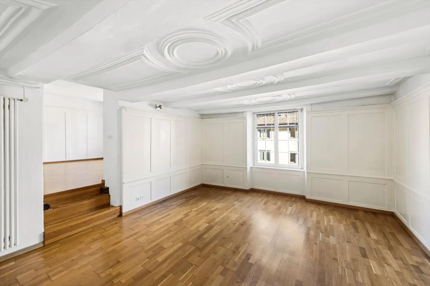 Appartement lumineux de 1,5 pièce au cœur de la vieille ville - Photo 2 sur 4