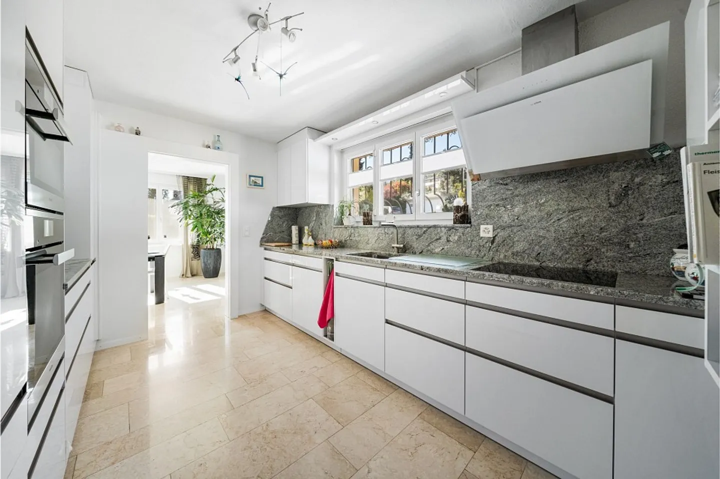 Luxusvilla mit Seeblick - Foto 5 von 13