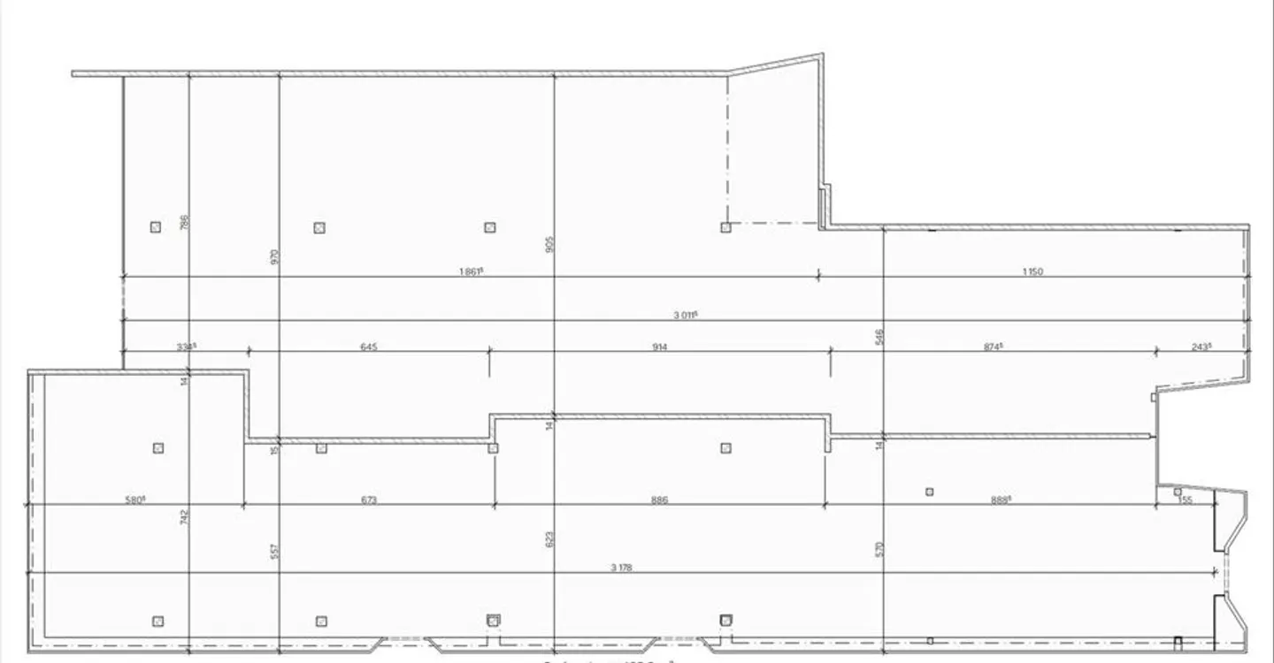Commercial space 430m2 in shopping street - Photo 3 of 3