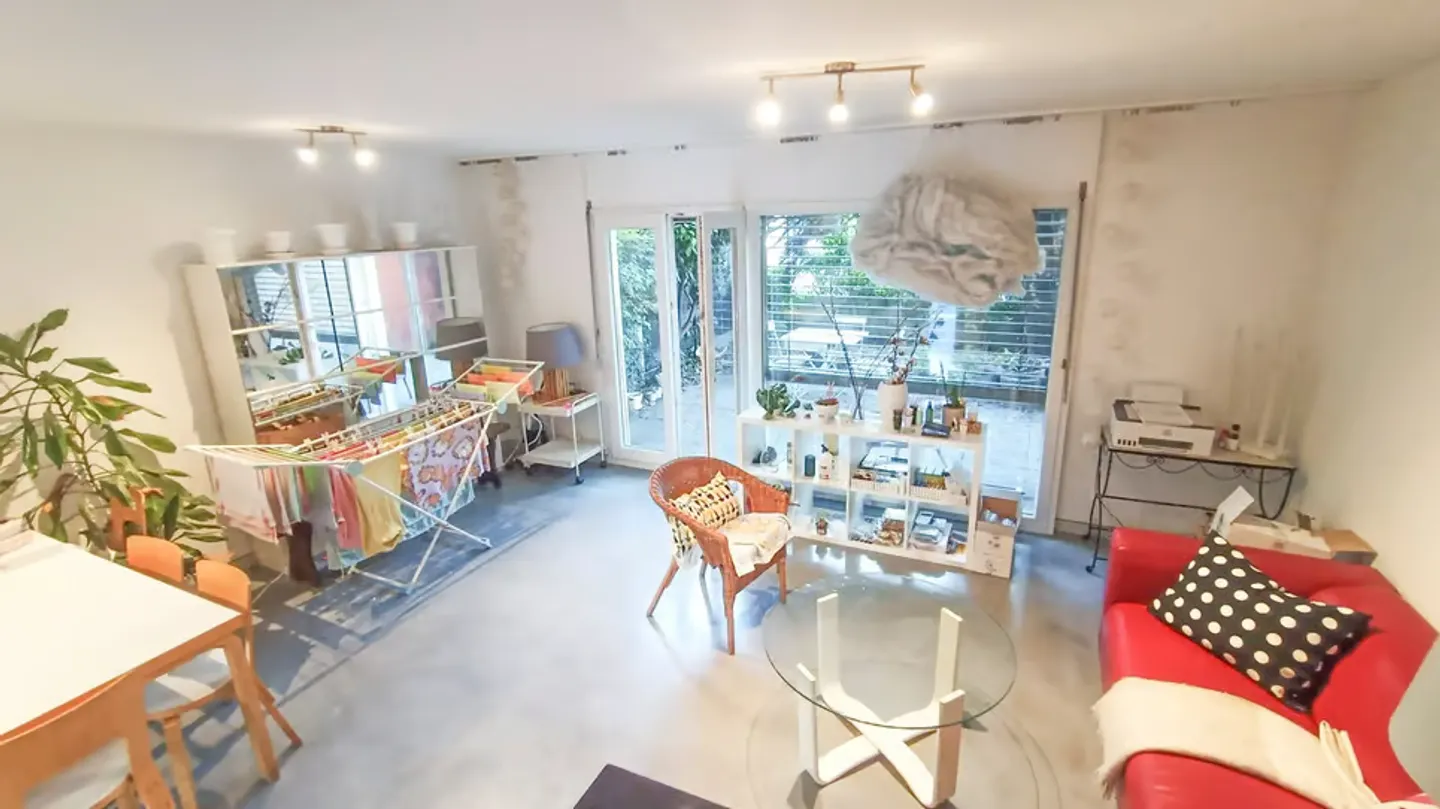 Sympathische Doppelhaushälfte mit Ost- und Westterrassen und Garten - Foto 5 von 13