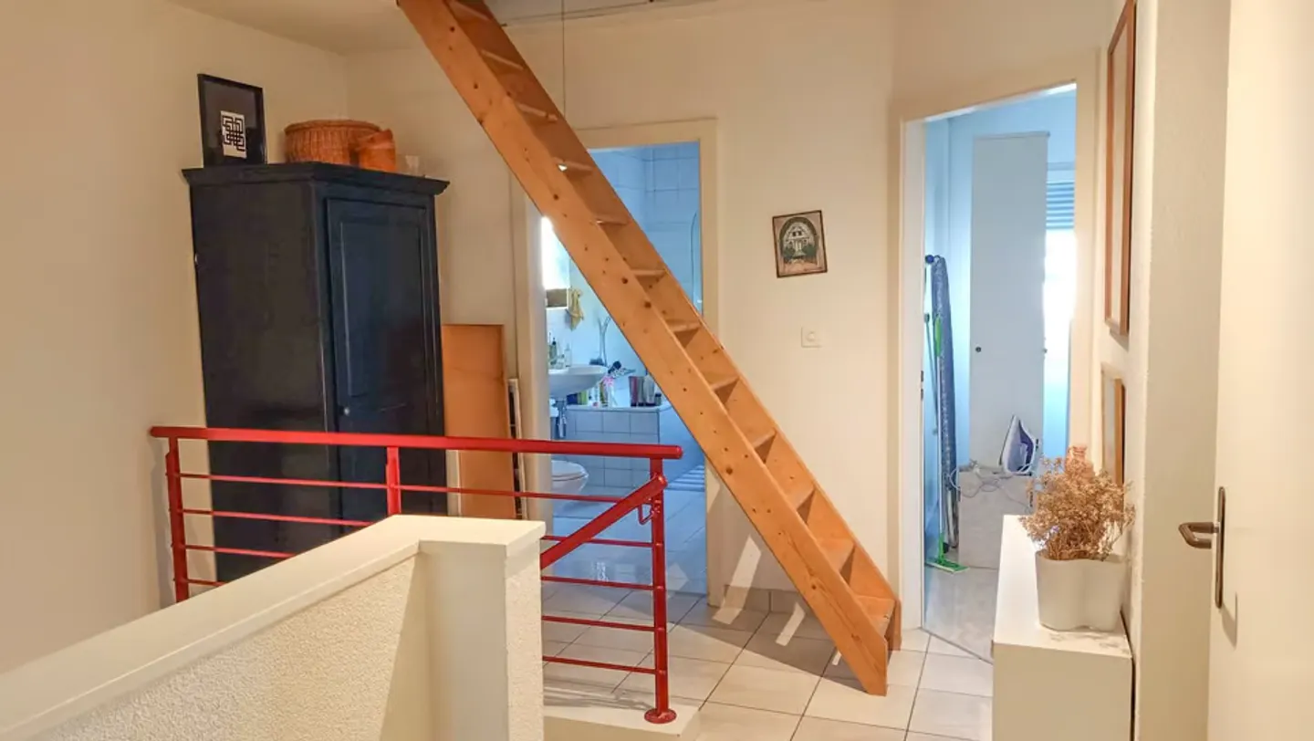 Sympathische Doppelhaushälfte mit Ost- und Westterrassen und Garten - Foto 12 von 13