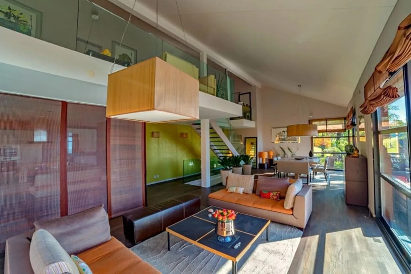 3D TOUR // Furnished villa / Stunning lake view / Pool - Photo 4 of 12