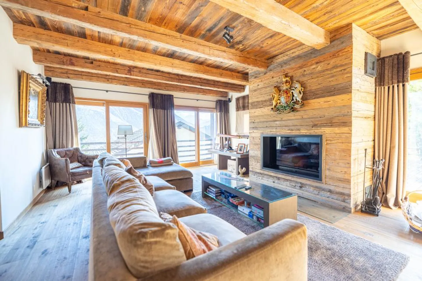 Tradition and Comfort Combined - Photo 3 of 13