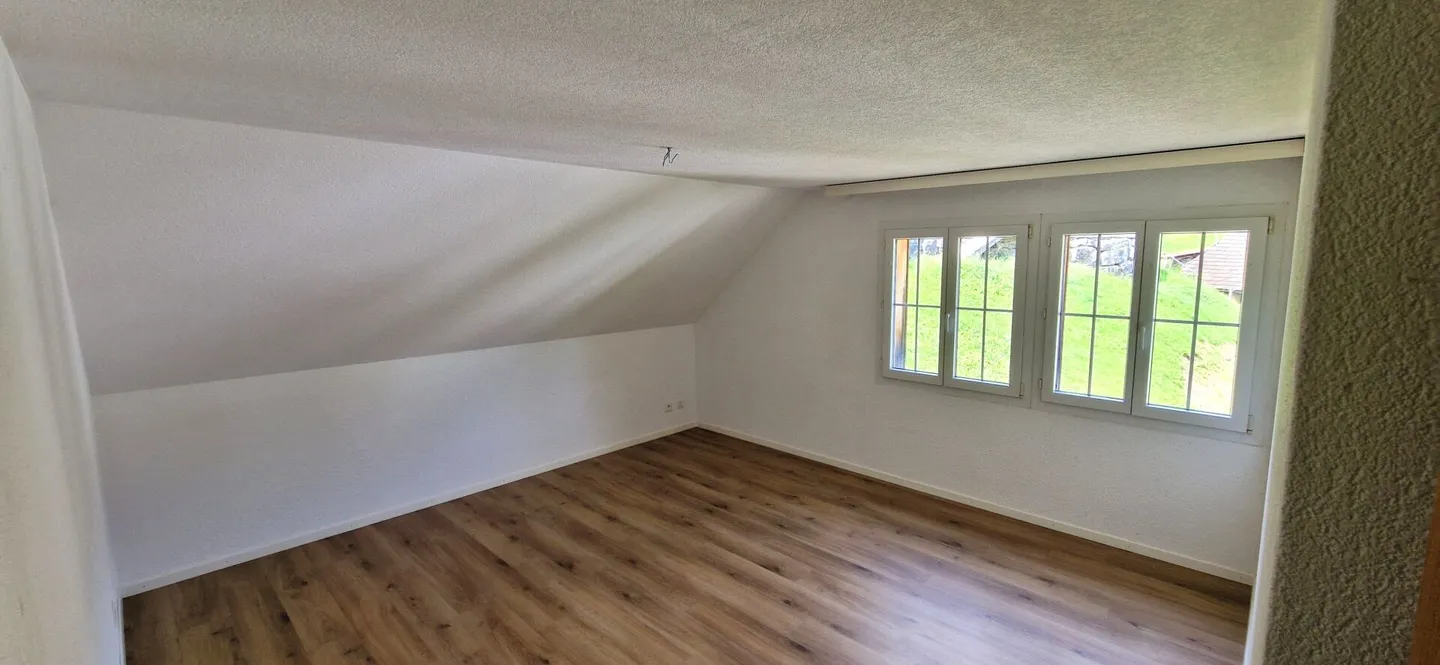 Grosszügige sanierte Liegenschaft mit Studio - Foto 28 von 32