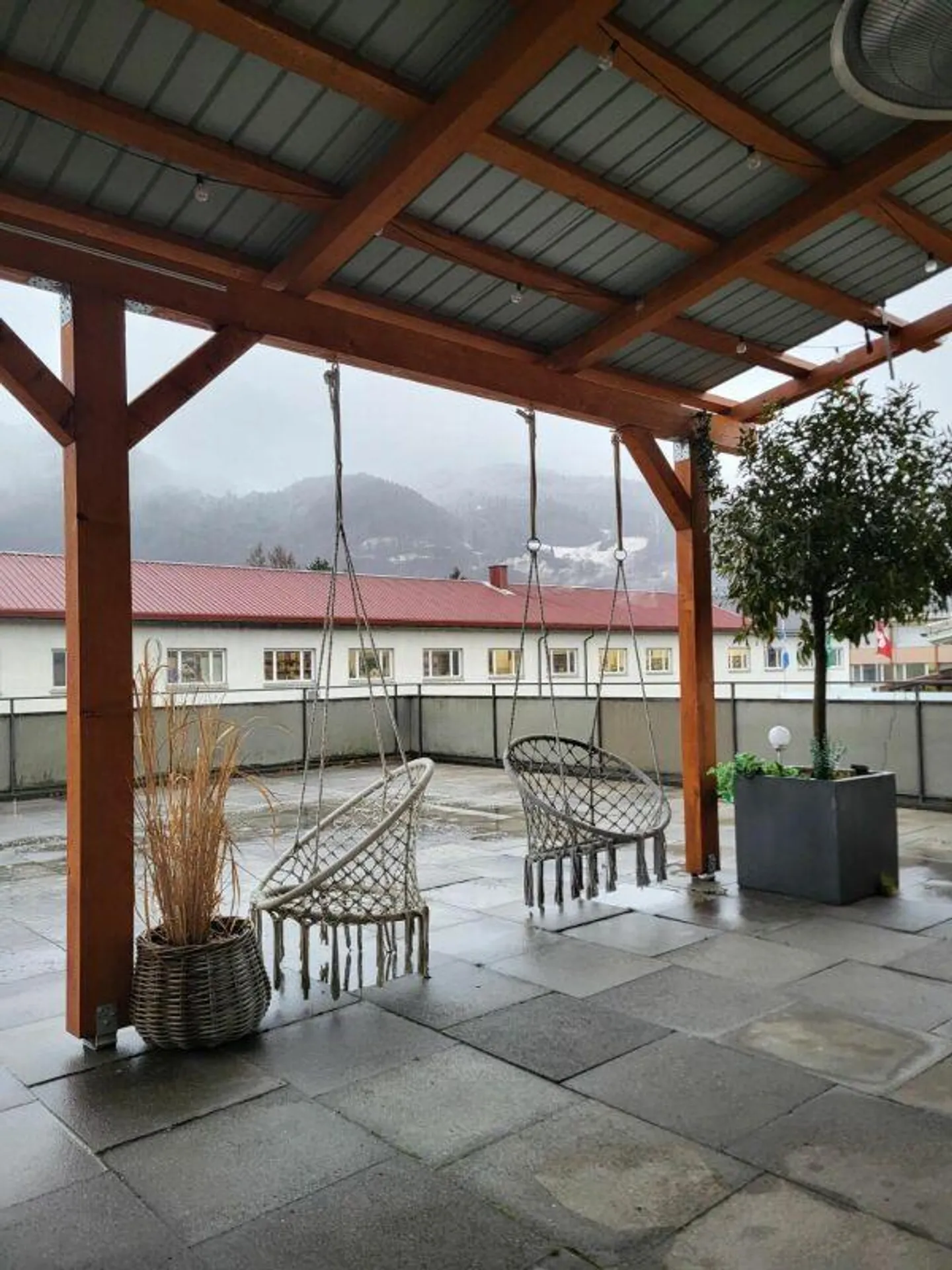 Gemütliche Wohnung mit Grosser Terrasse - Foto 2 von 18