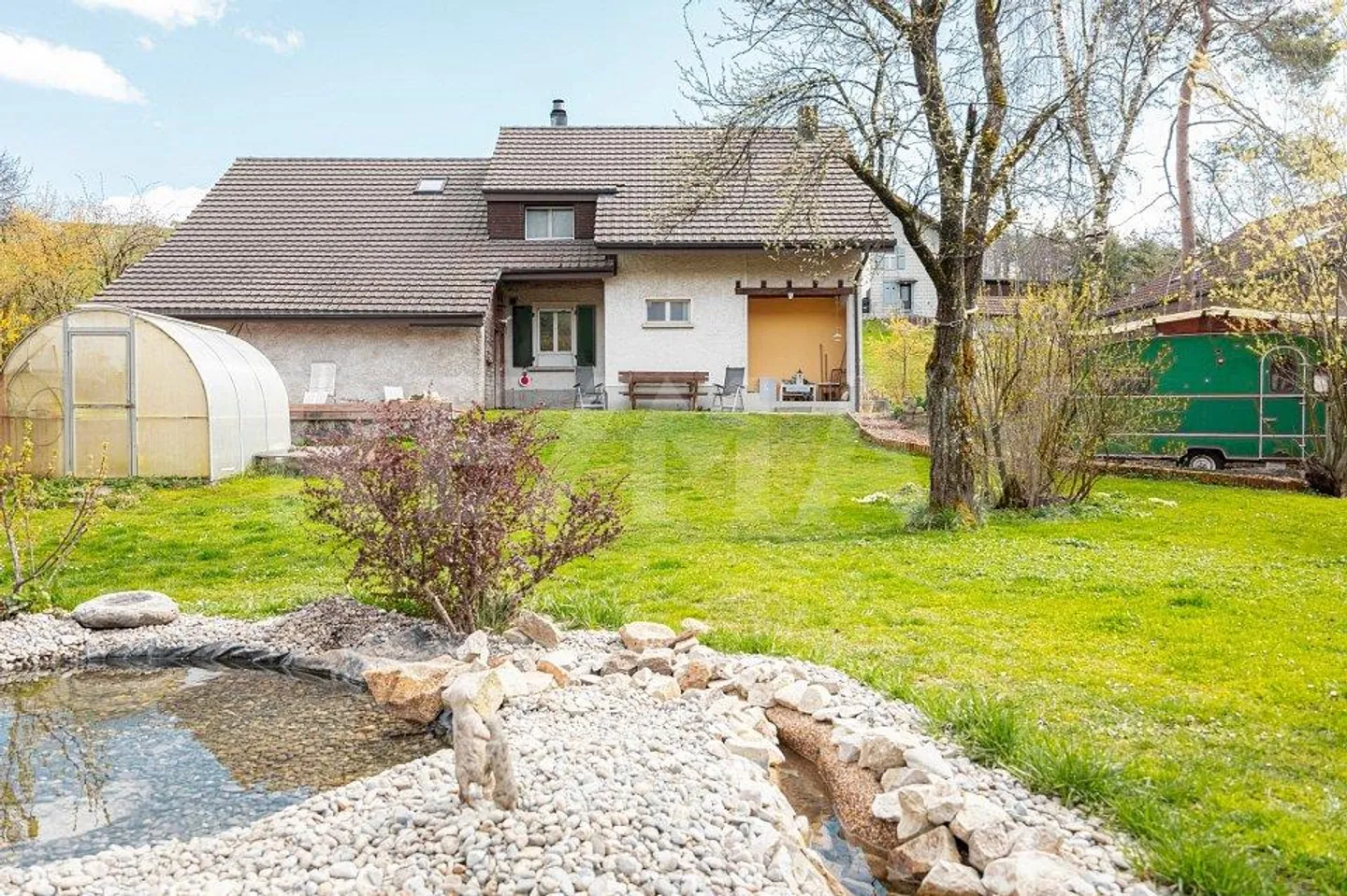 6.5 Room Single Family House in a Quiet Residential Area - Photo 2 of 13