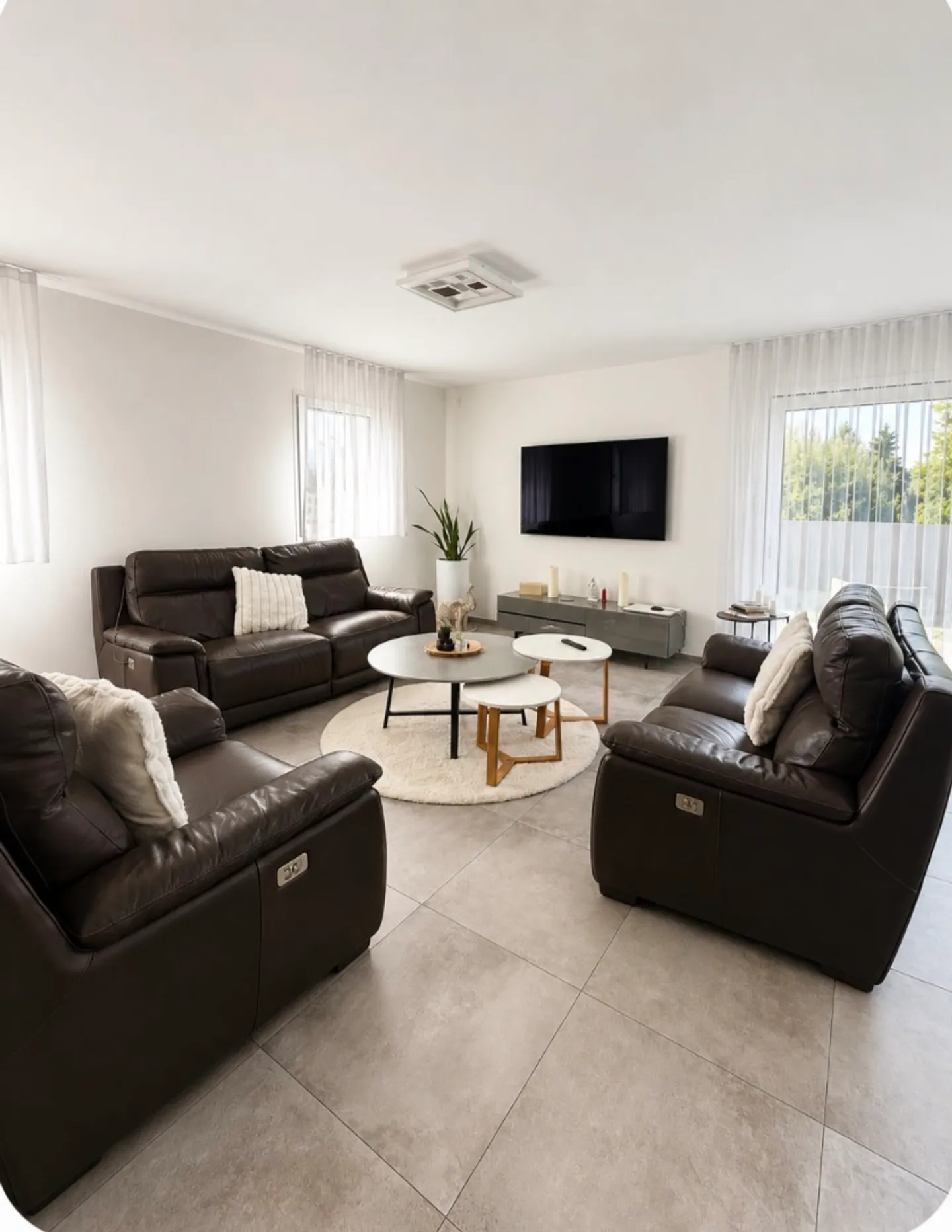 Marly - Magnificent 6.5 Room Villa with Independent Studio - Photo 6 of 13