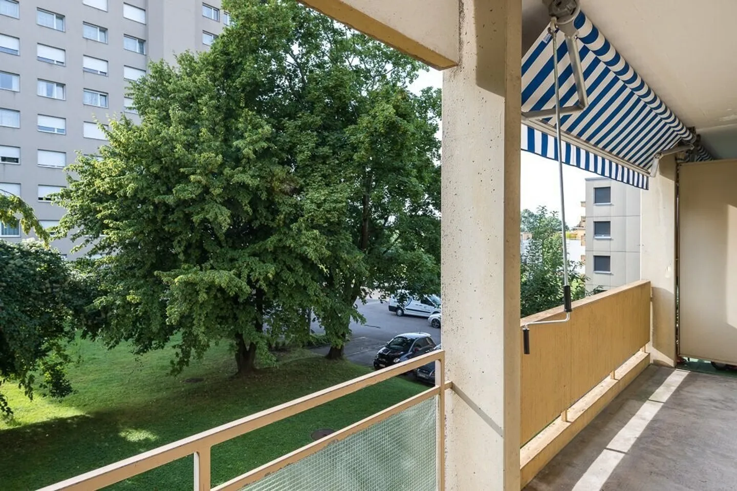 Cozy 3.5 Room Apartment in the Green! - Photo 7 of 7