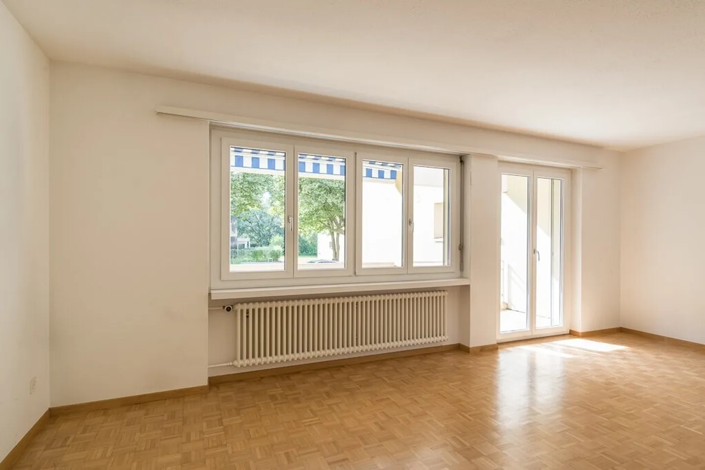 Cozy 3.5 Room Apartment in the Green! - Photo 2 of 7