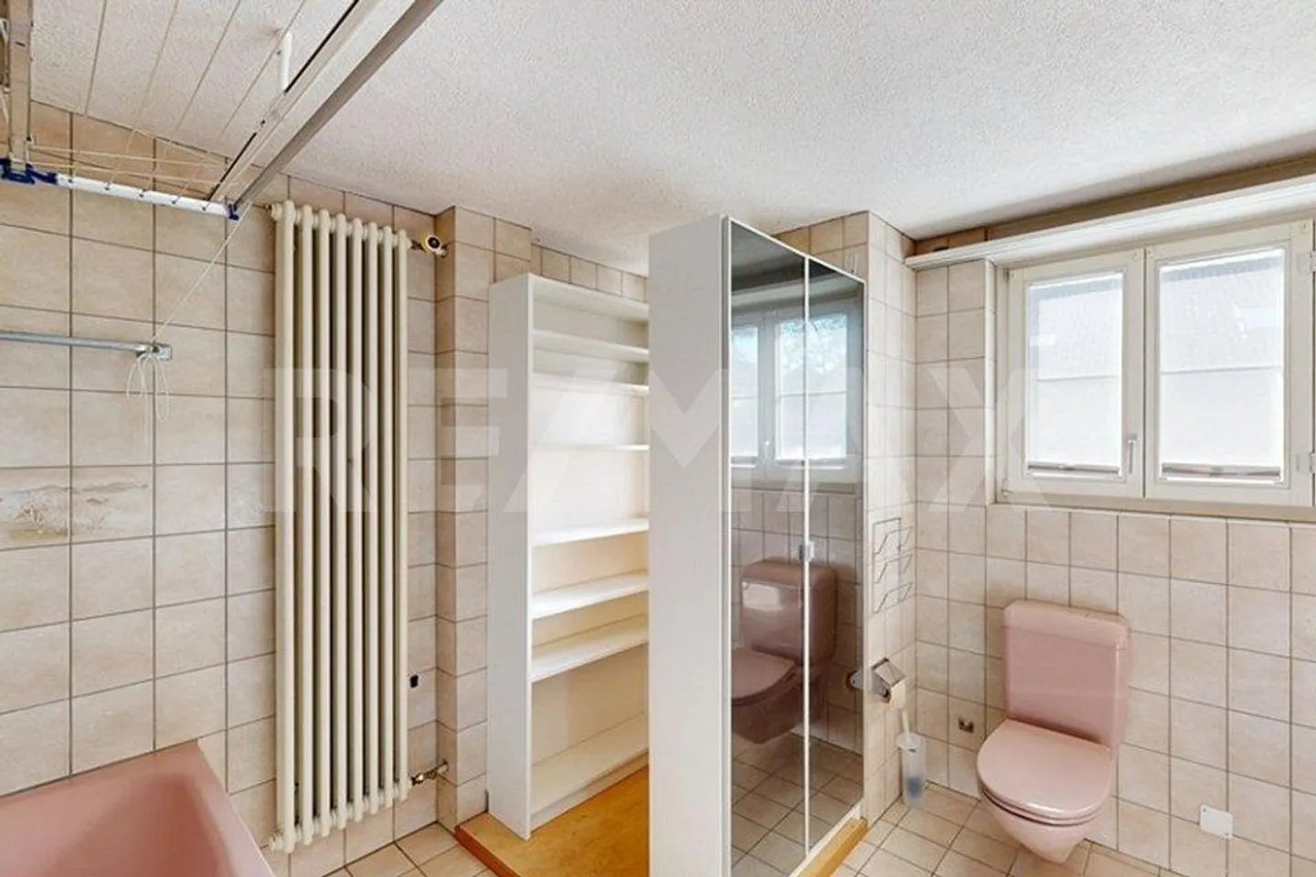 6.5 Room Single Family House in a Quiet Residential Area - Photo 9 of 13