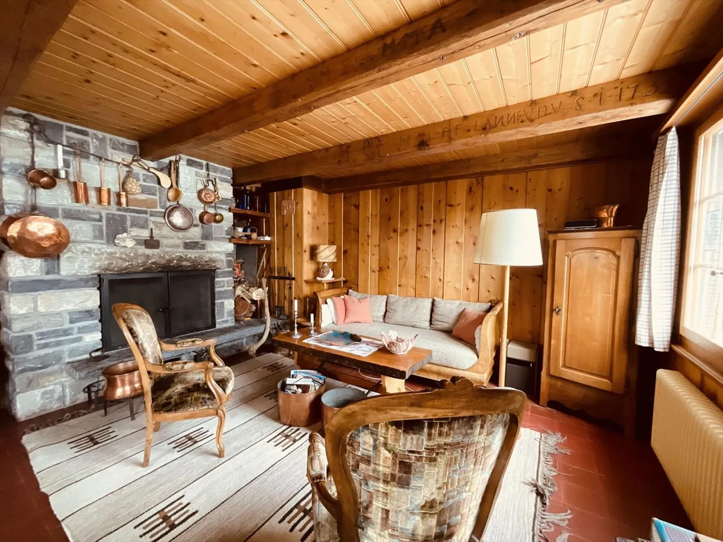 Charmant appartement à vendre dans le village de Liddes - Photo 1 sur 13