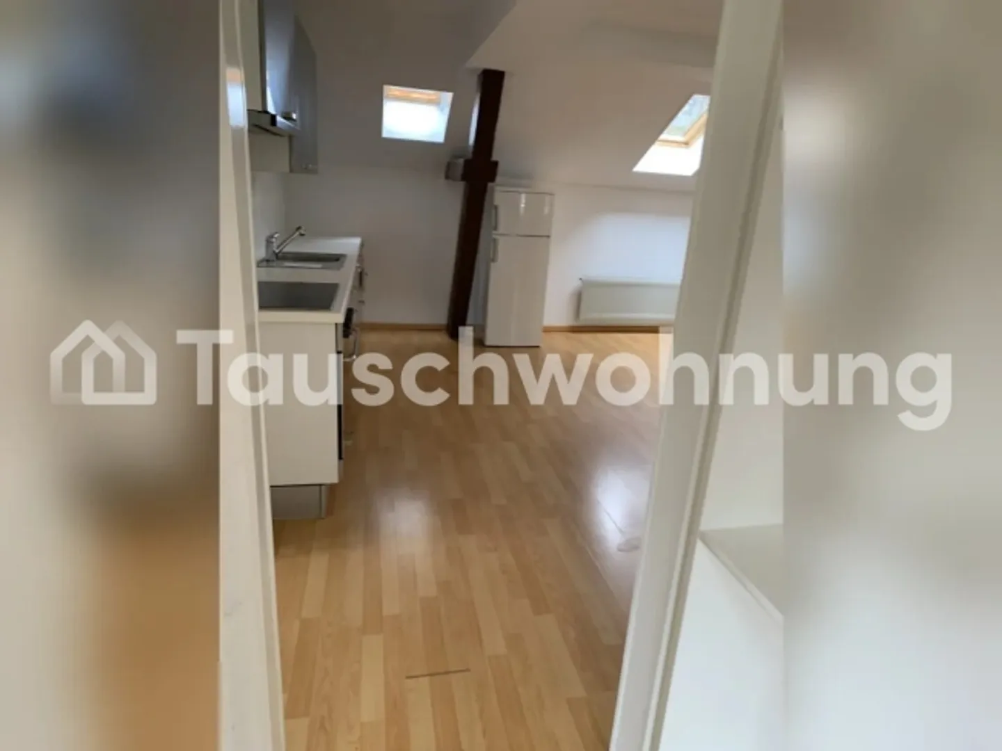 Old Building Apartment Small House (1st Floor and Garden PP included) - Photo 10 of 12