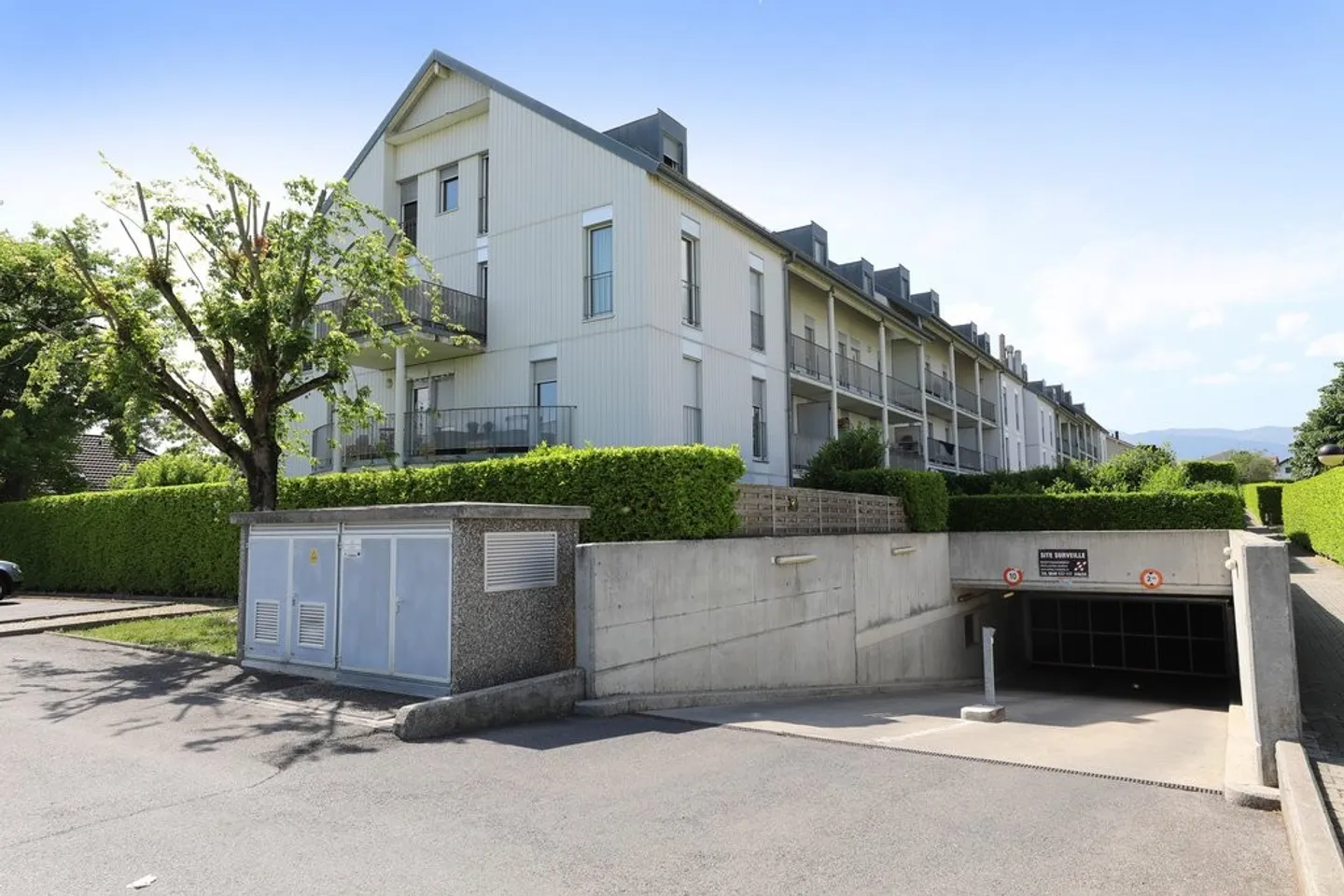 Parking intérieur à louer à Collex-Bossy - Photo 1 sur 1