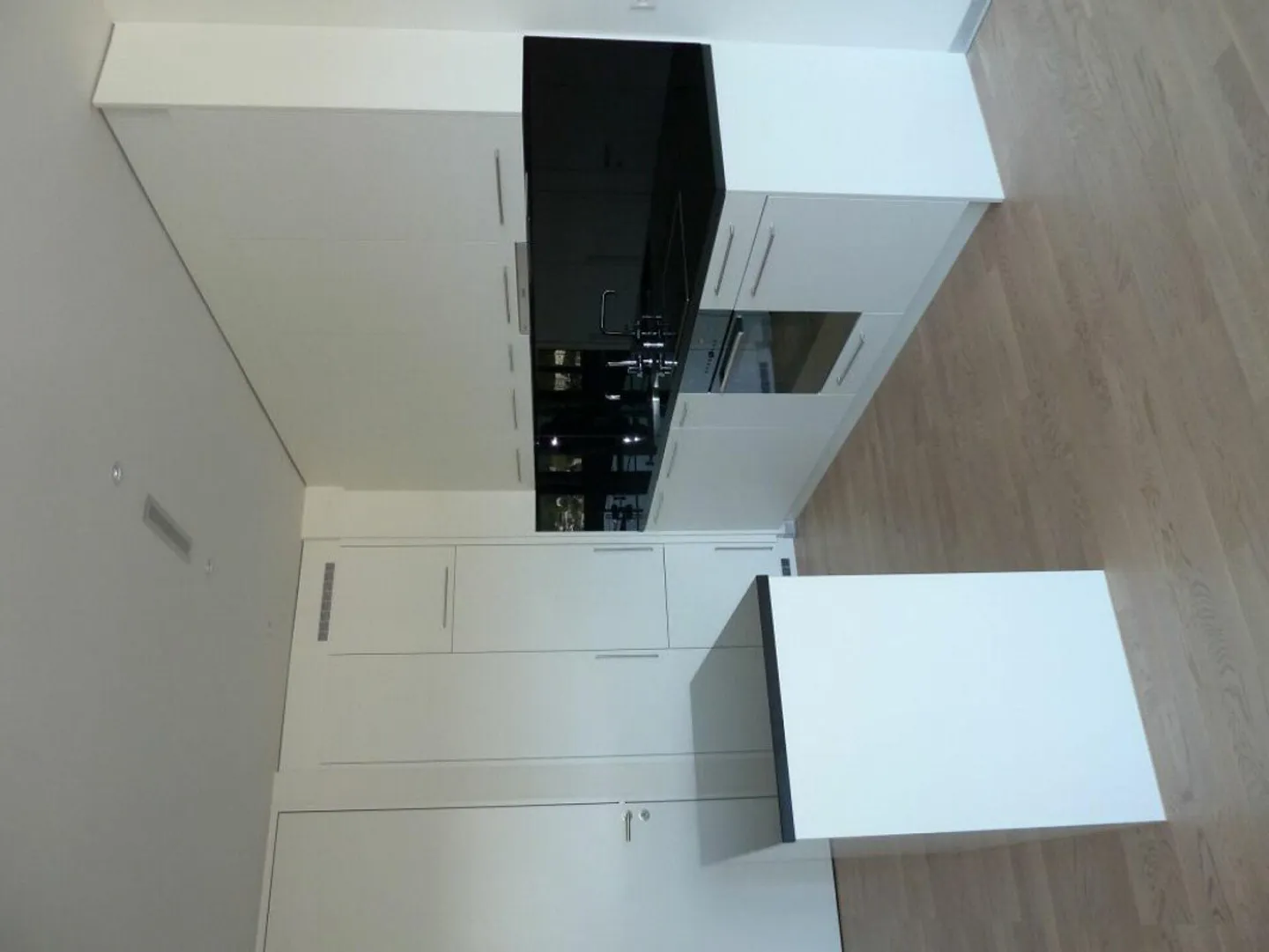 Westlink Plaza - Vivre avec une vue au 8ème étage - Photo 3 sur 5