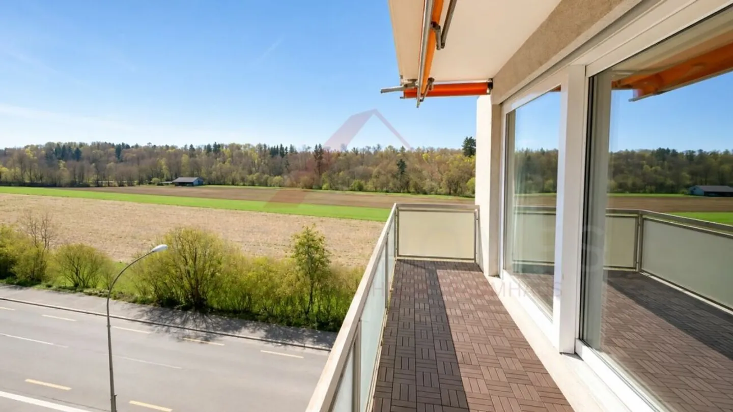 5.5 Rooms for CHF 830,000.- | Modernized, Elevator & Ready to Move In - Photo 8 of 17