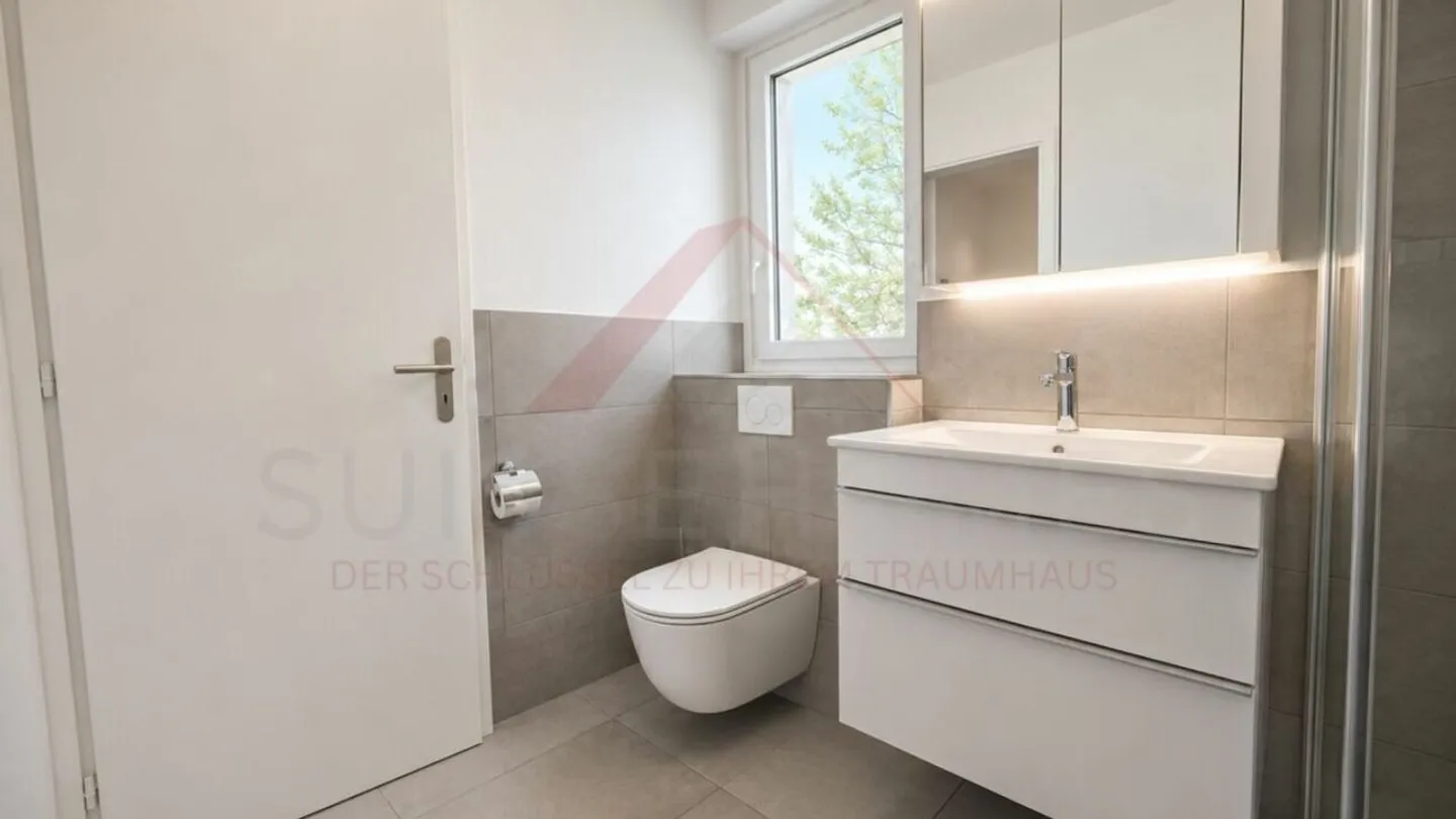 5.5 Rooms for CHF 830,000.- | Modernized, Elevator & Ready to Move In - Photo 15 of 17