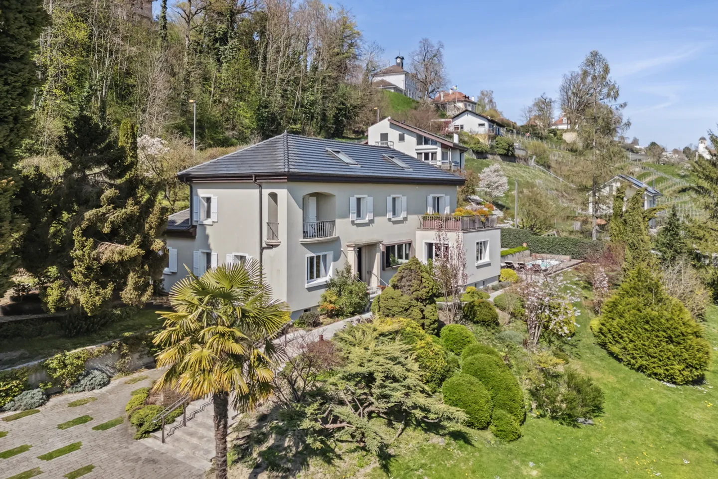 Experience the exceptional in a dream home in Vully - Photo 1 of 13