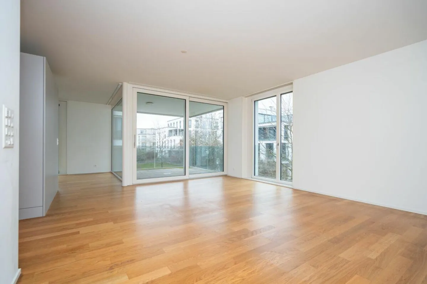 Appartement moderne de 3,5 pièces dans le quartier populaire de Schöngrün - Photo 2 sur 11