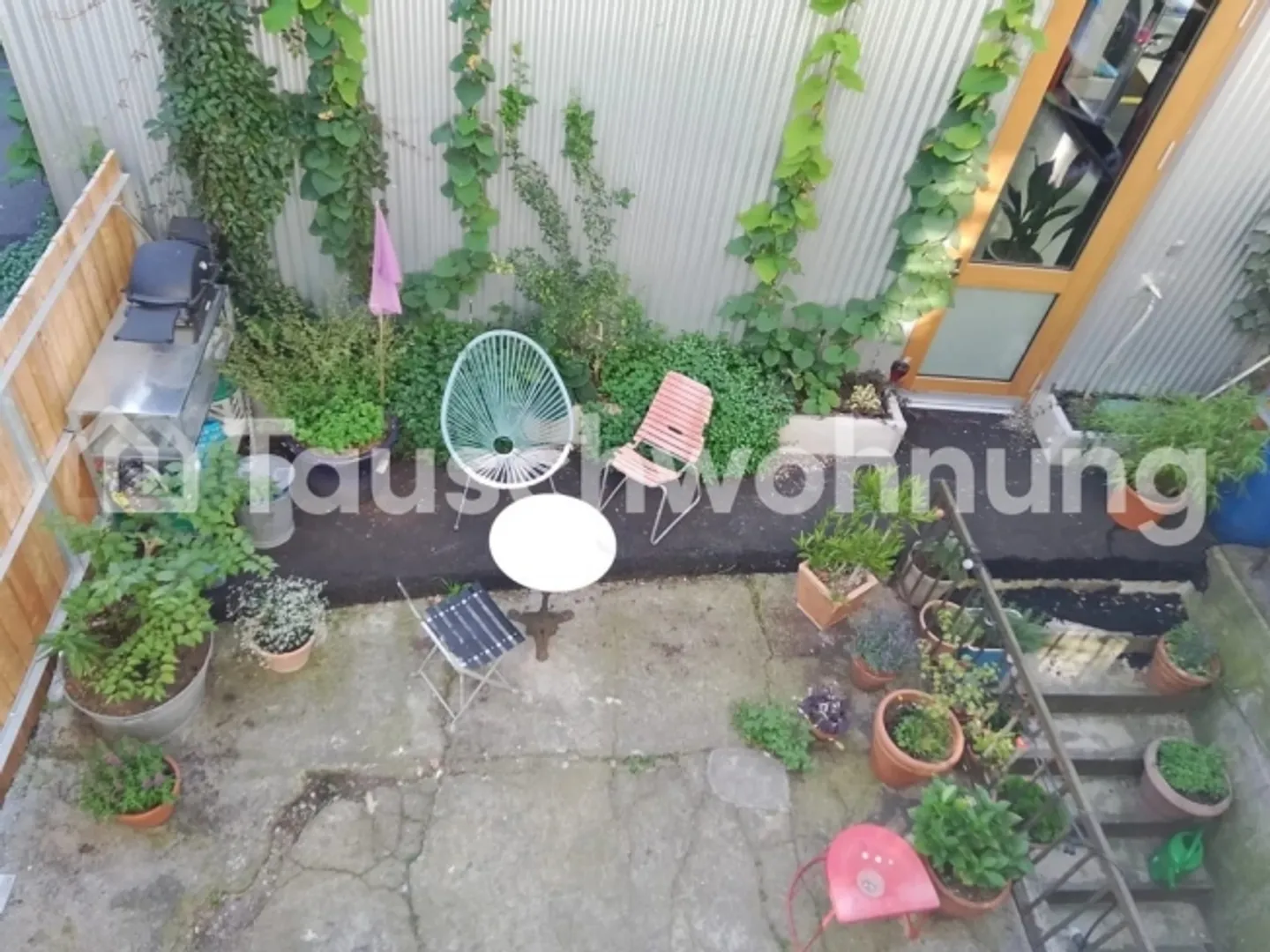 Central Apartment, 5min to HB, K4, with small garden - Photo 1 of 5