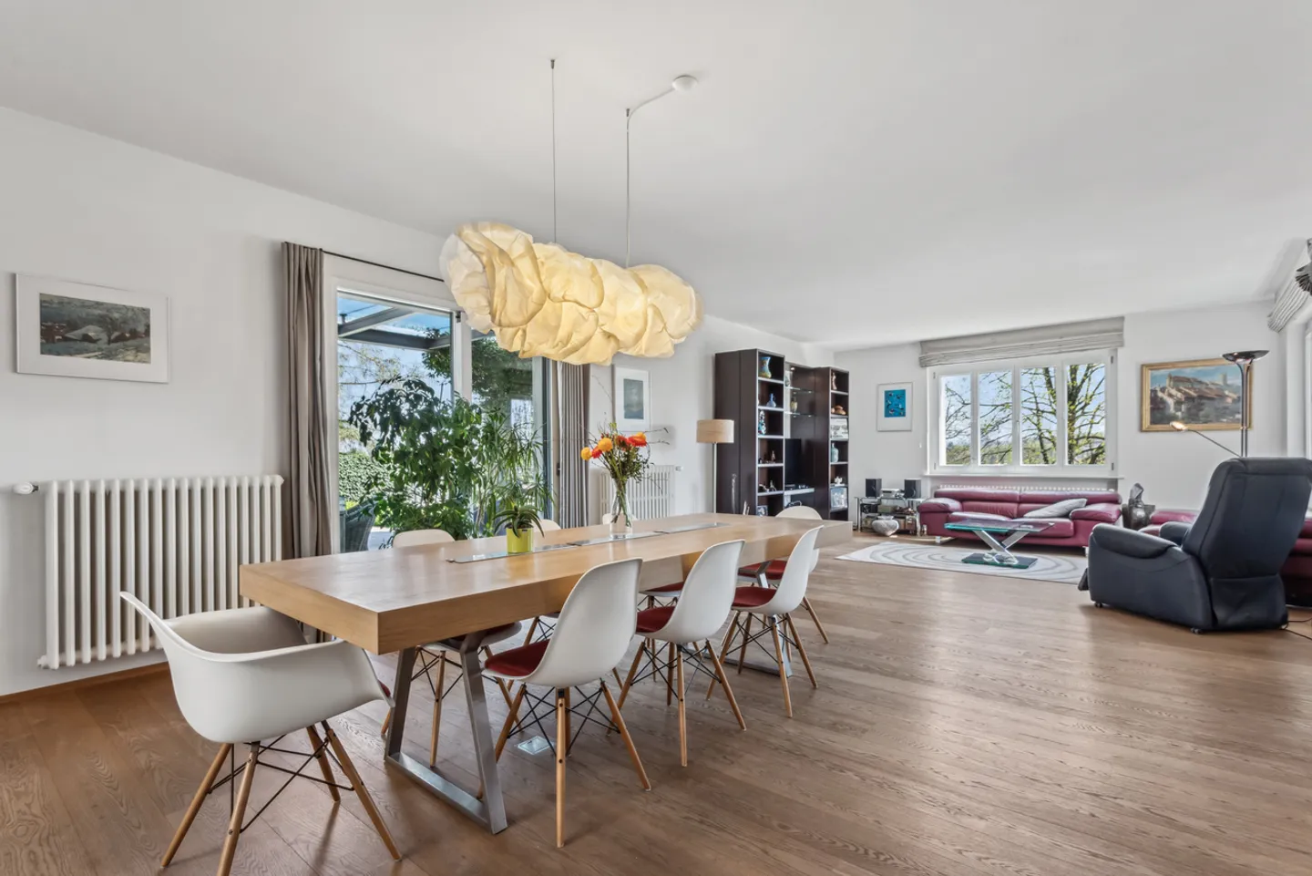 Experience the exceptional in a dream home in Vully - Photo 6 of 13