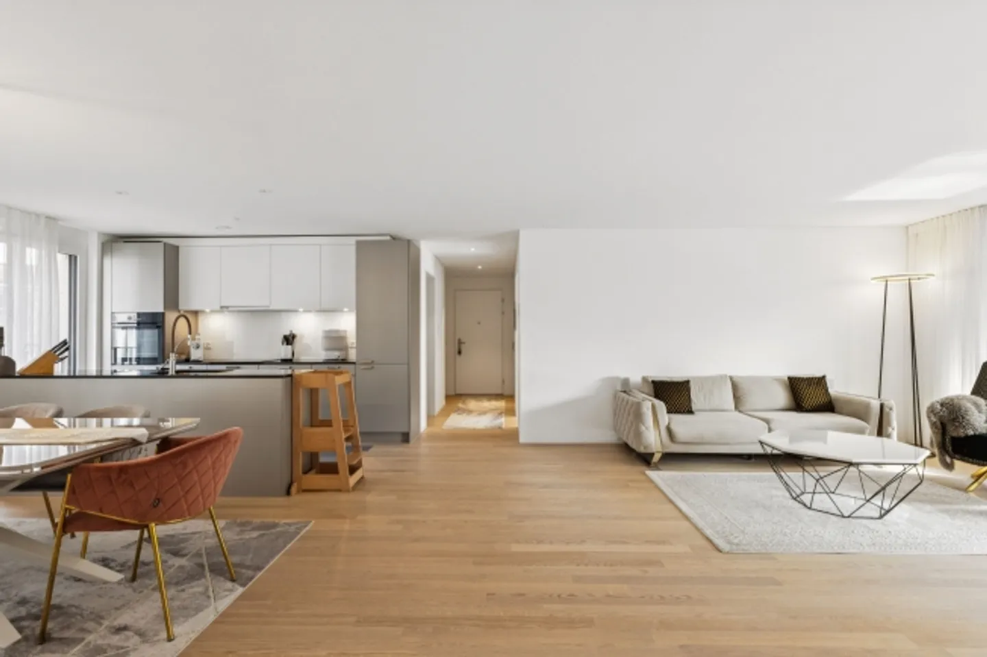 «Exklusive 4.5-Zimmerwohnung mit Balkon und Blick ins Grüne» - Foto 1 von 13