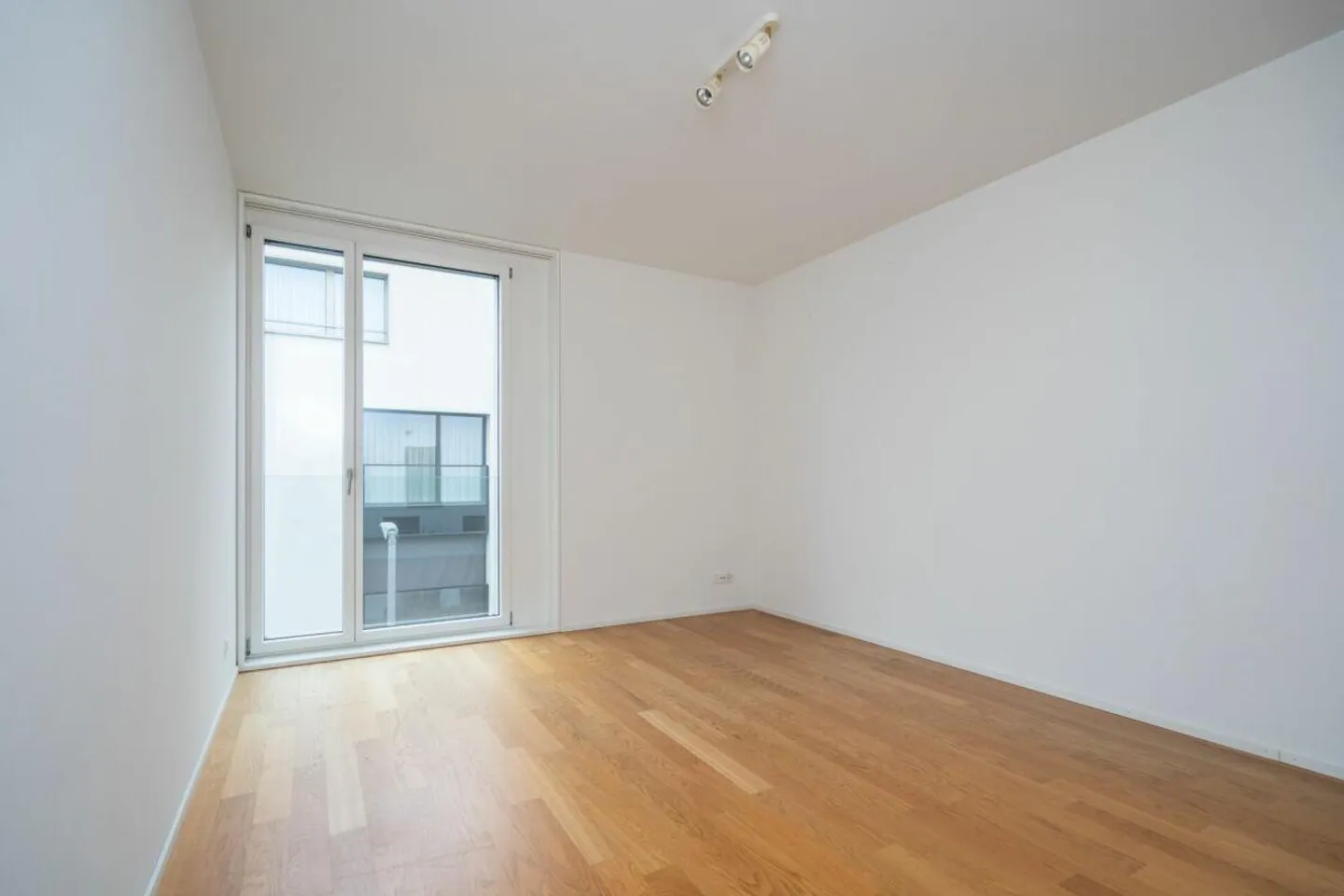Appartement moderne de 3,5 pièces dans le quartier populaire de Schöngrün - Photo 7 sur 11