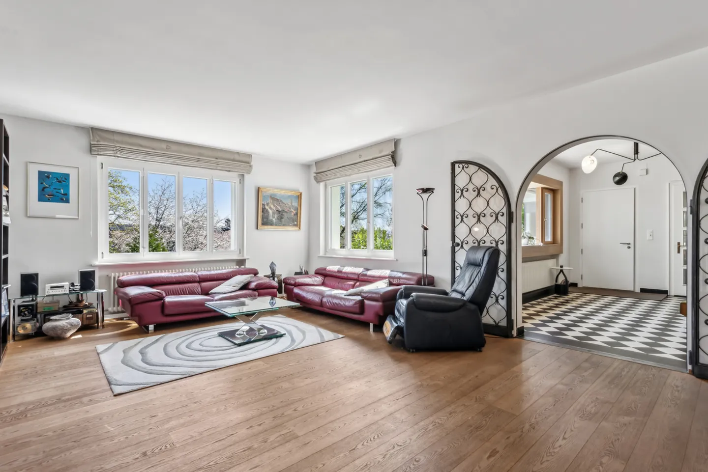 Experience the exceptional in a dream home in Vully - Photo 7 of 13