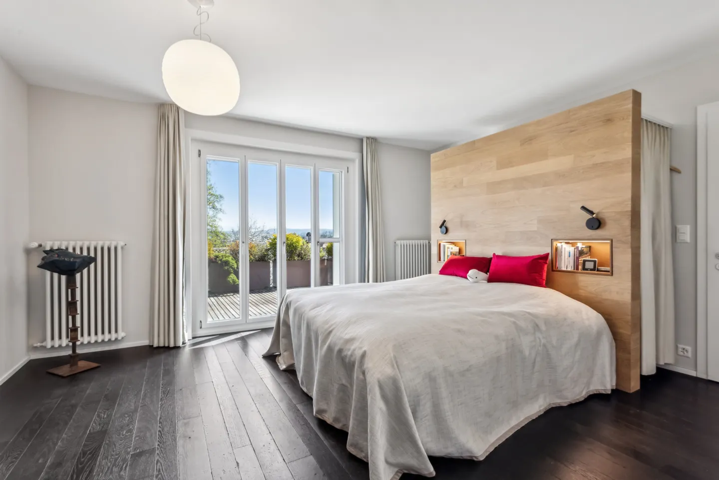 Experience the exceptional in a dream home in Vully - Photo 12 of 13