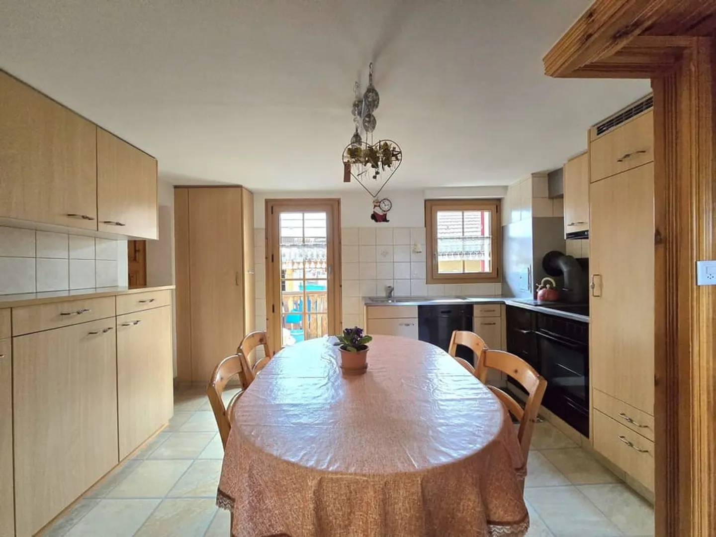 Charmante Duplexwohnung mit Terrasse, Panoramablick und Garage in St-Martin - Foto 8 von 13