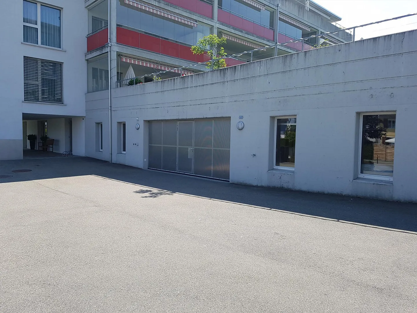 Nuovo posto auto sotterraneo in affitto - Foto 3 di 6